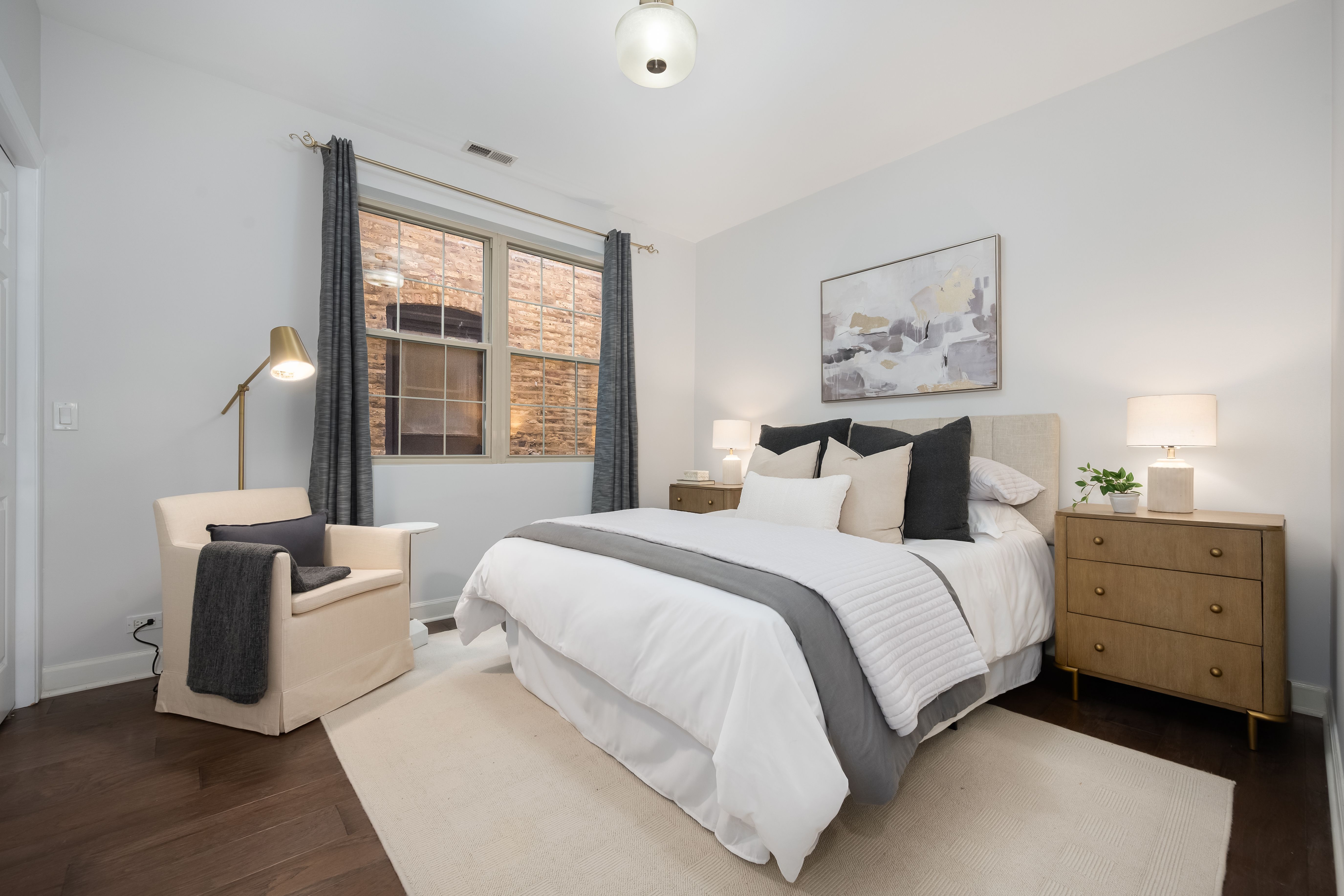 1347 N Ashland Avenue Unit# 2N