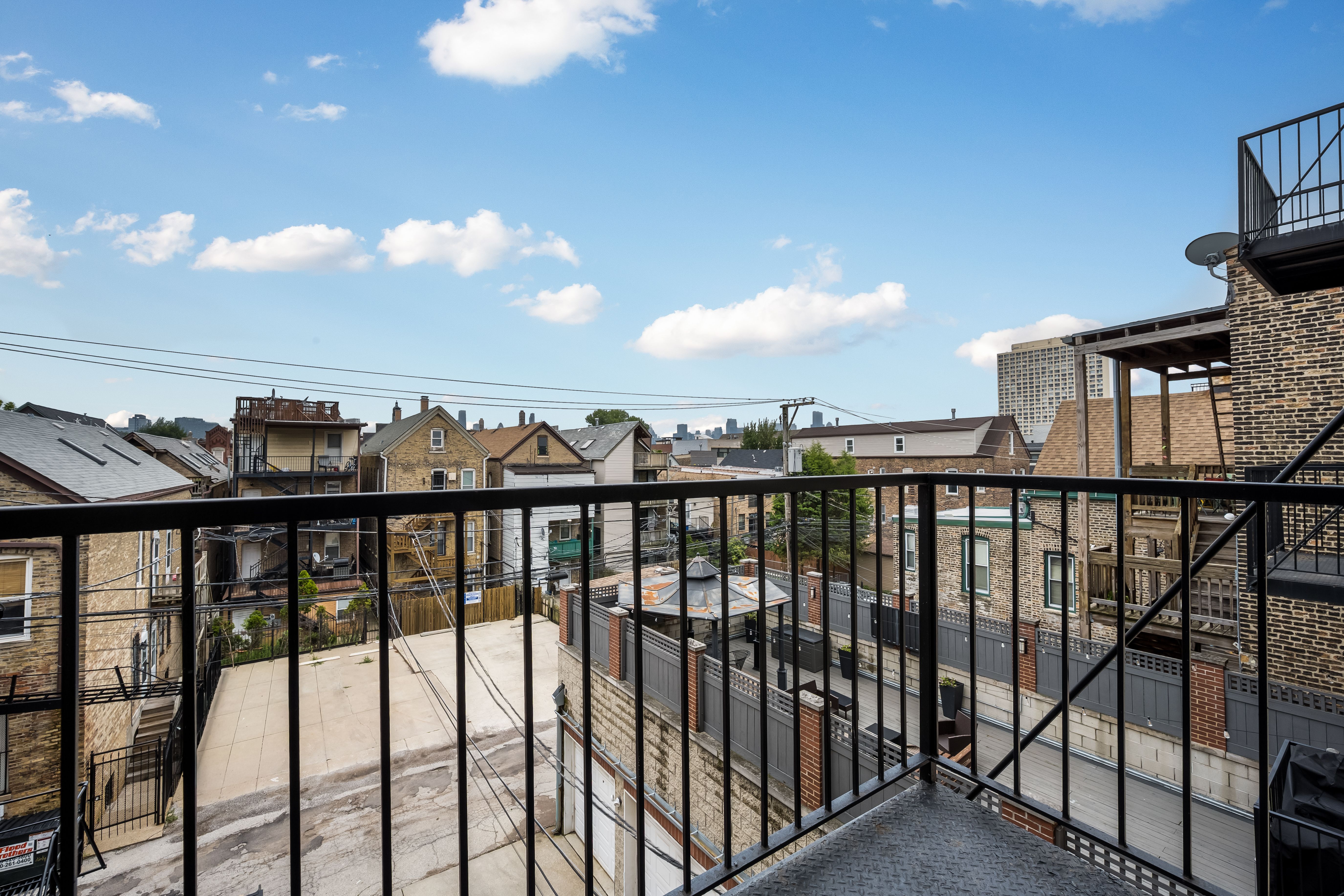 1347 N Ashland Avenue Unit# 2N
