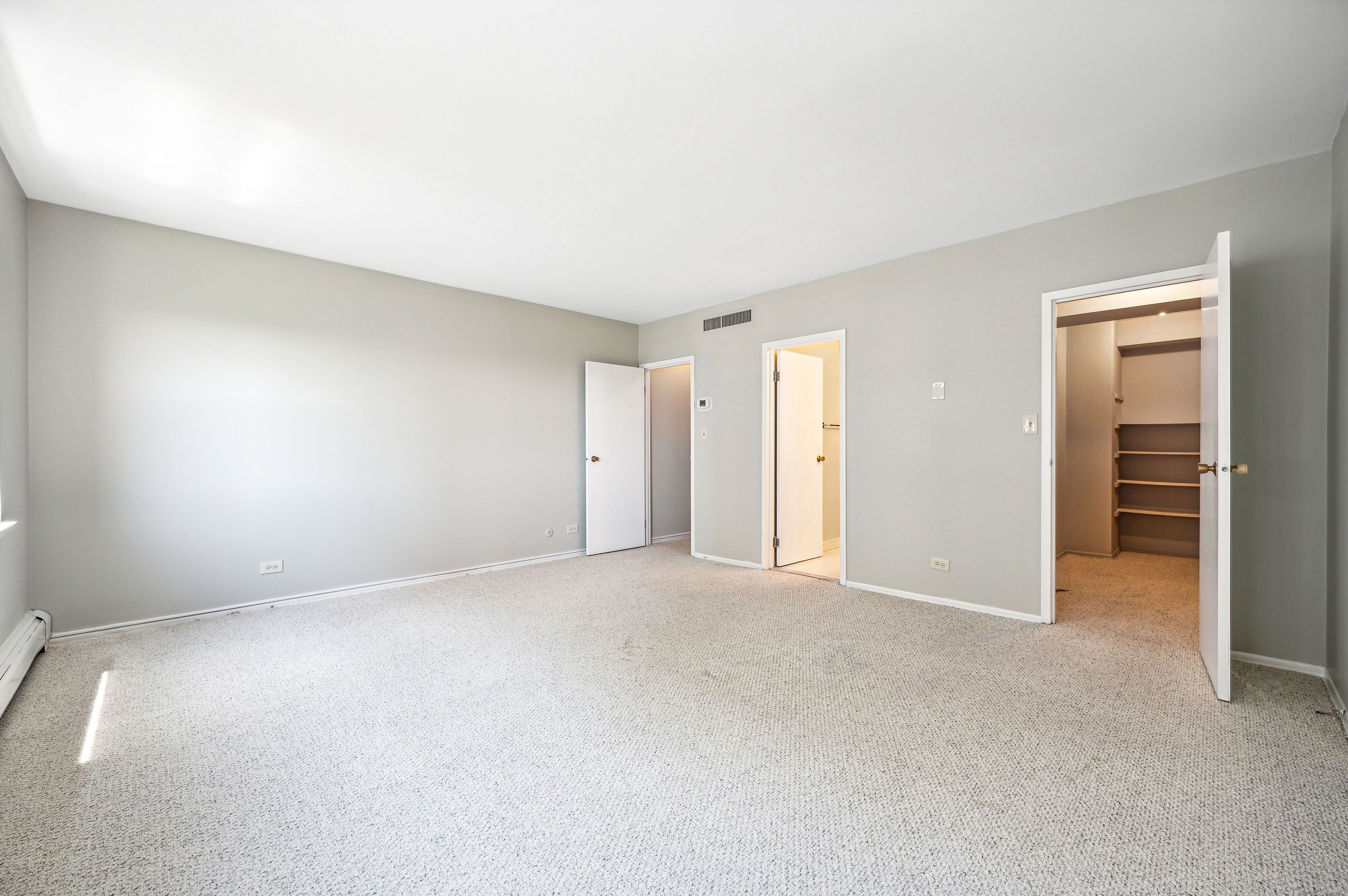 2100 N Lincoln Park West Street Unit# 12DS