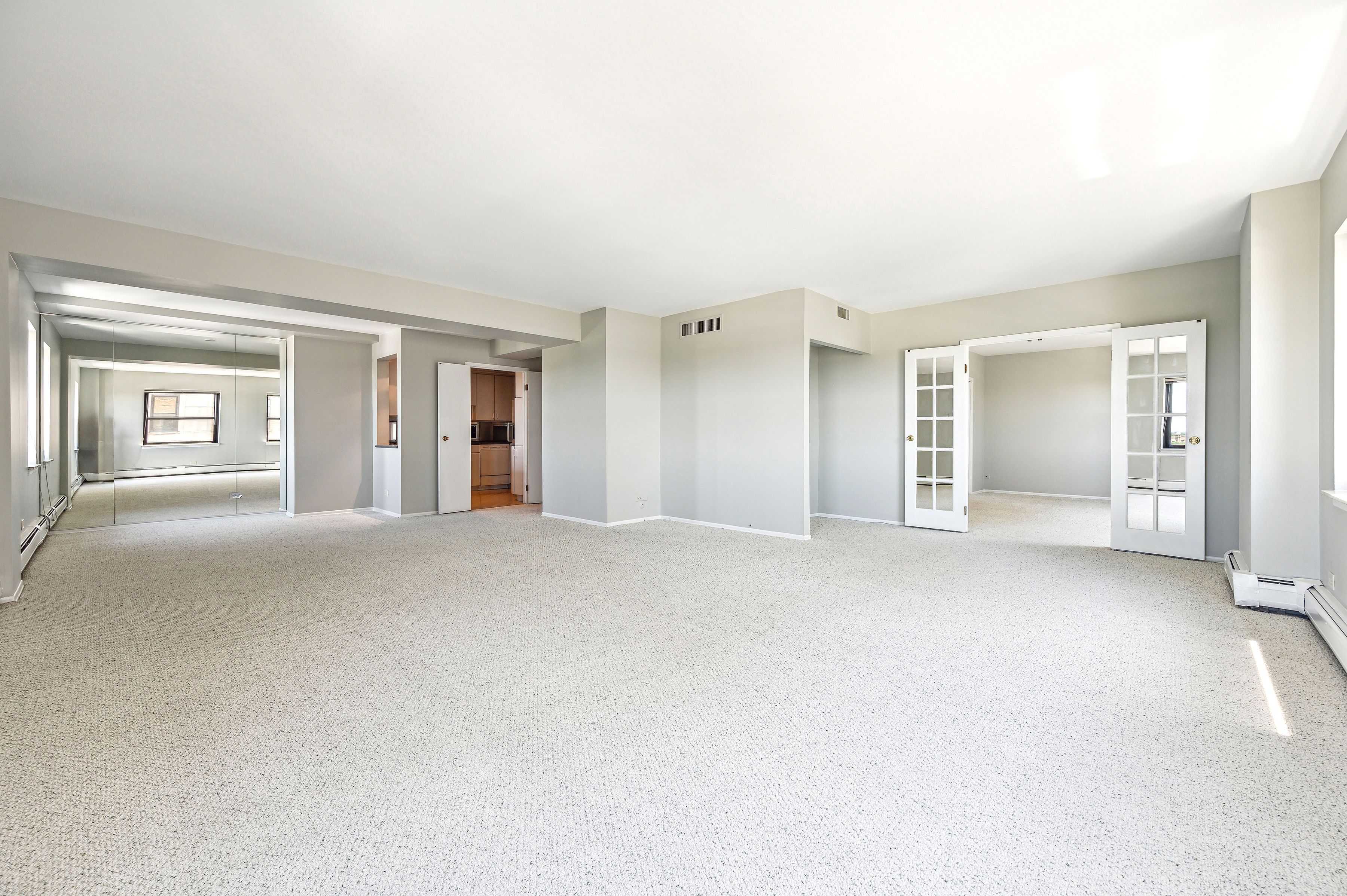 2100 N Lincoln Park West Street Unit# 12DS