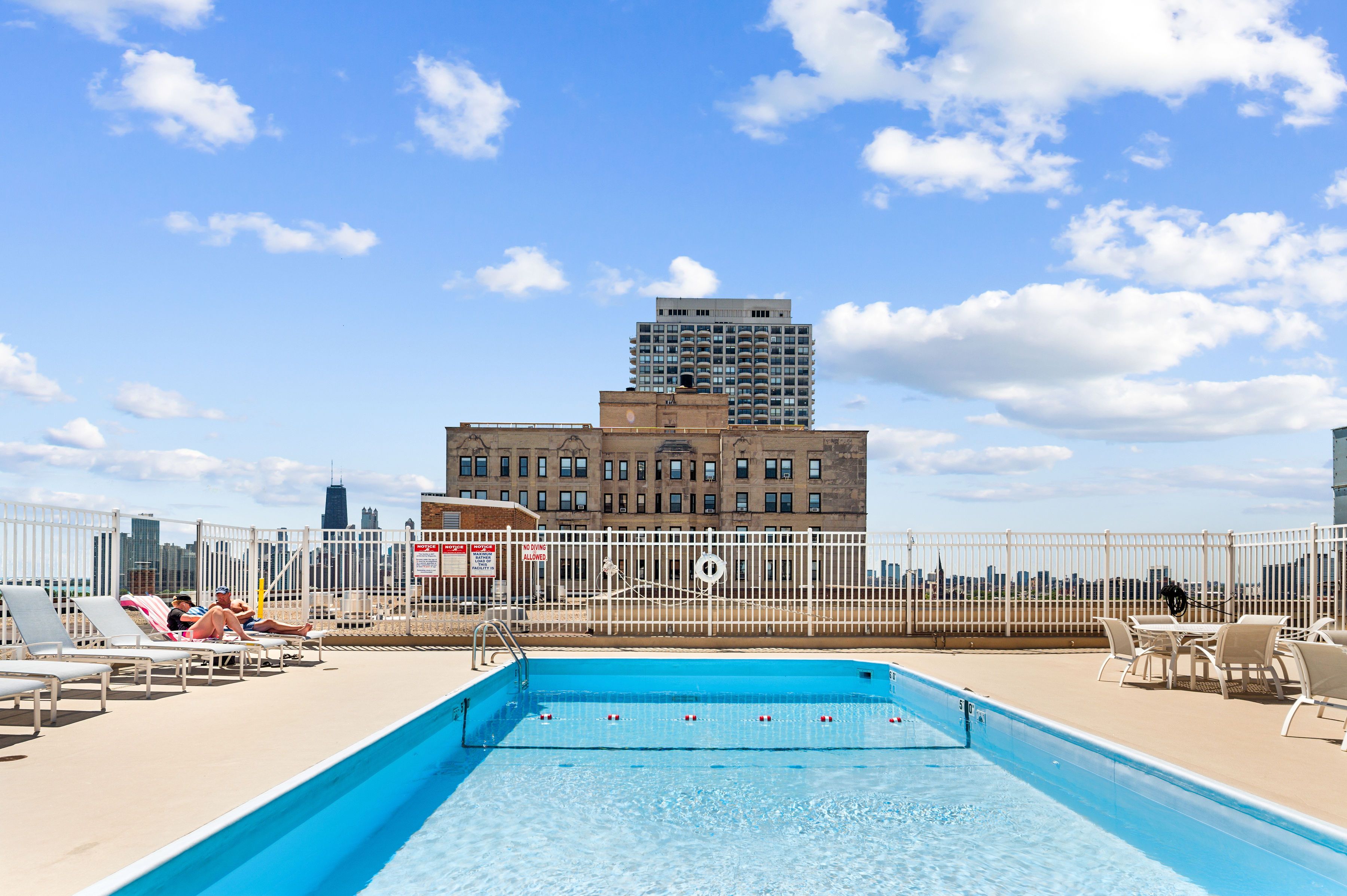2100 N Lincoln Park West Street Unit# 12DS