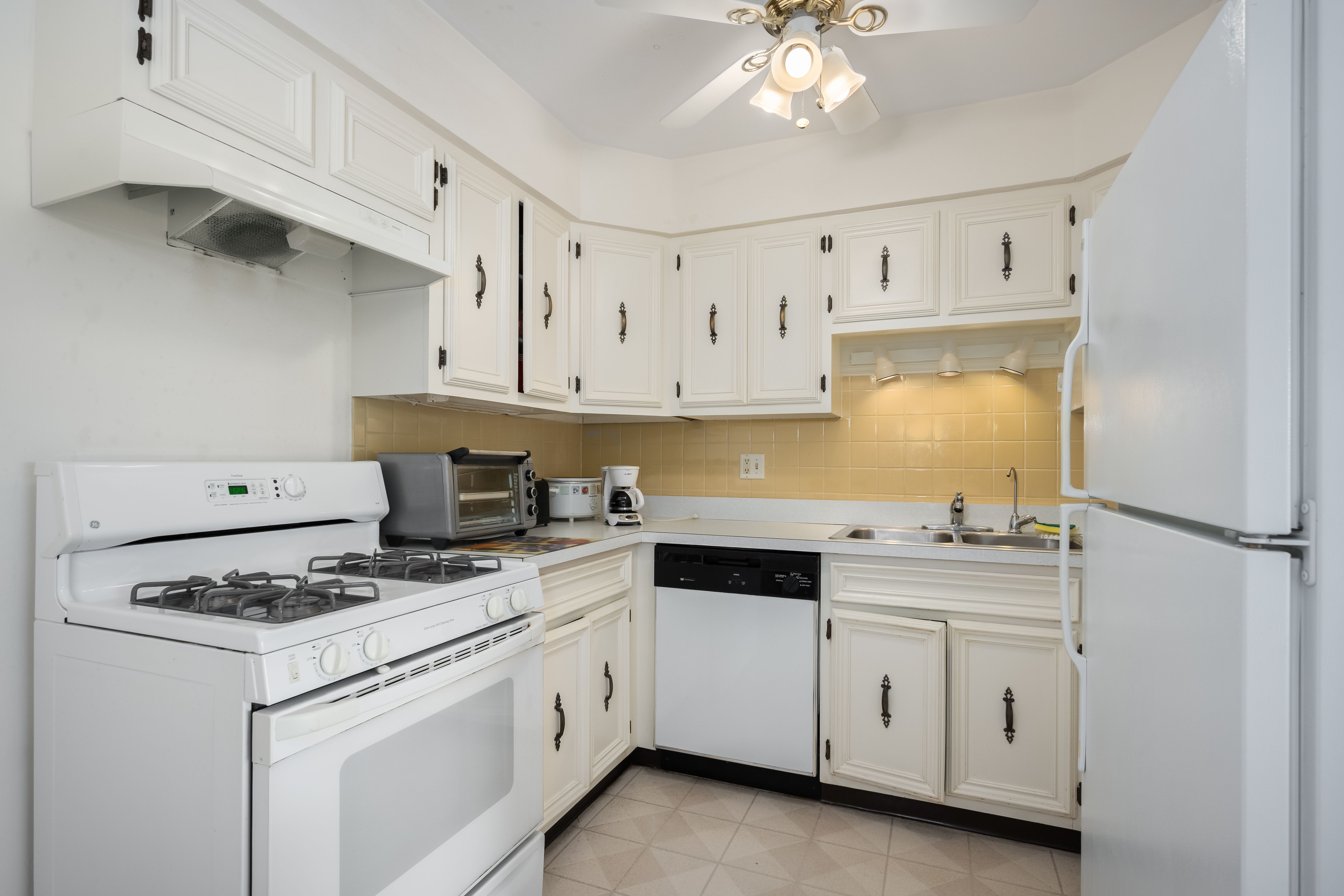 8045 N O'connor Drive Unit# 6C