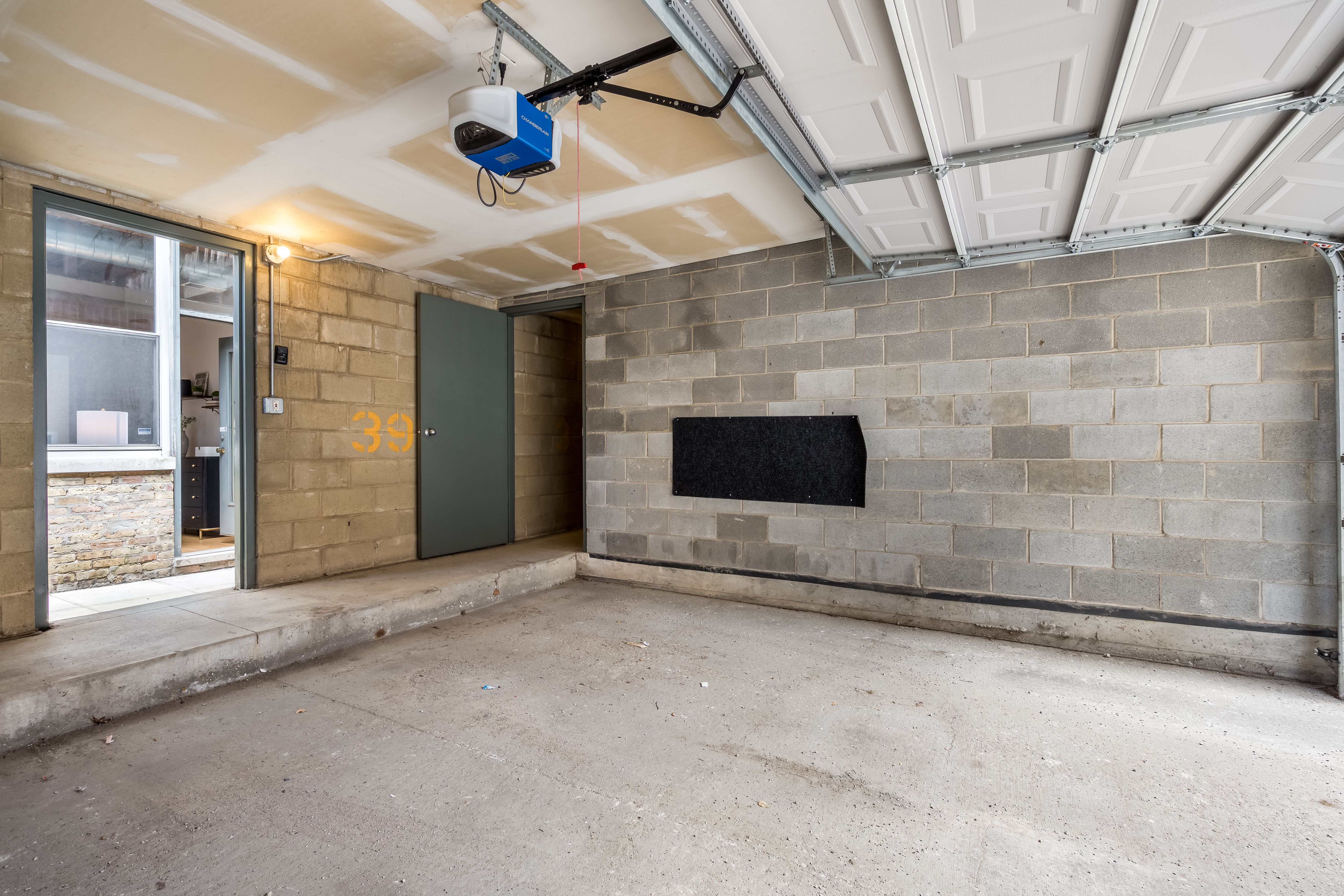 2333 W St. Paul Avenue Unit# 200