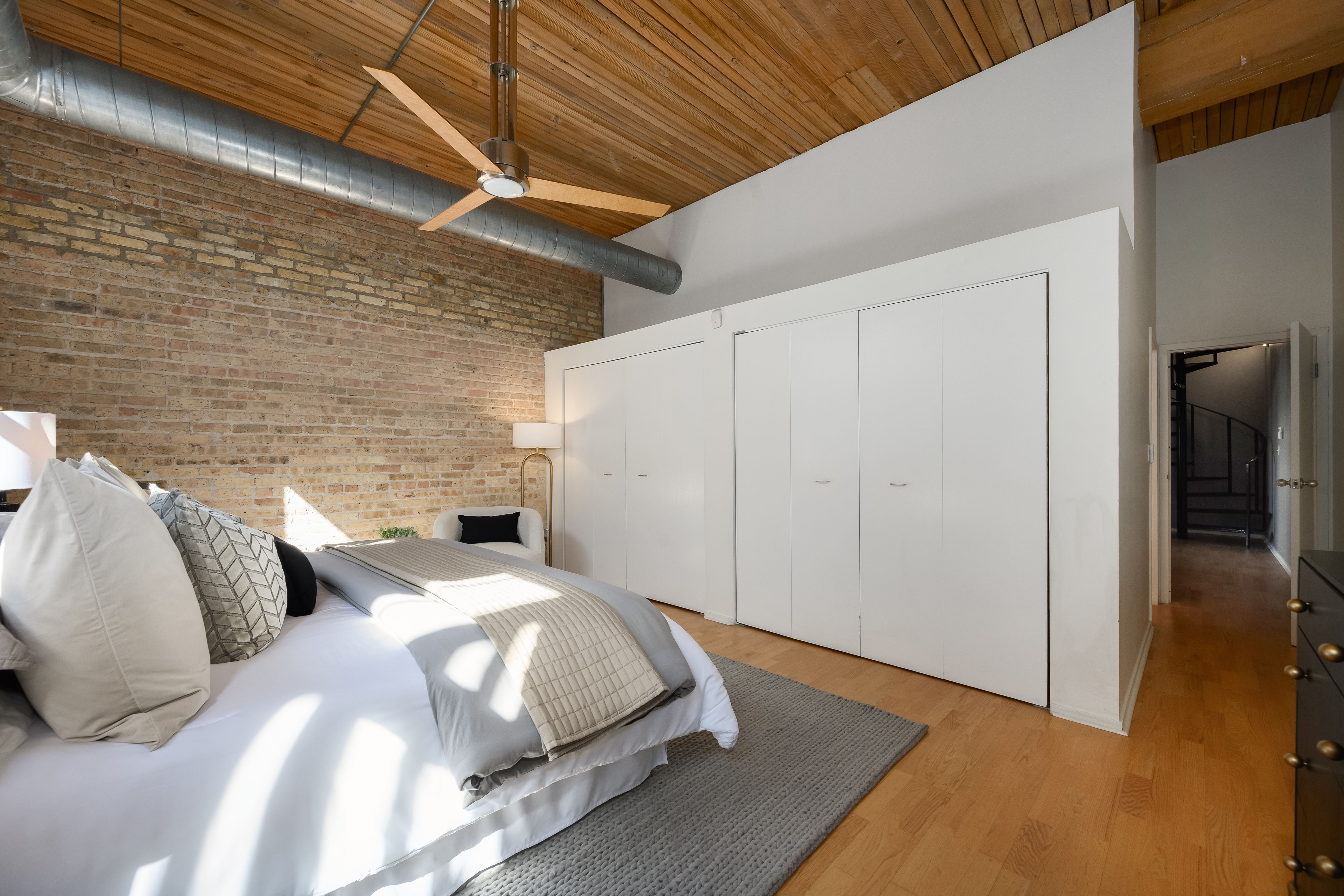 2333 W St. Paul Avenue Unit# 200