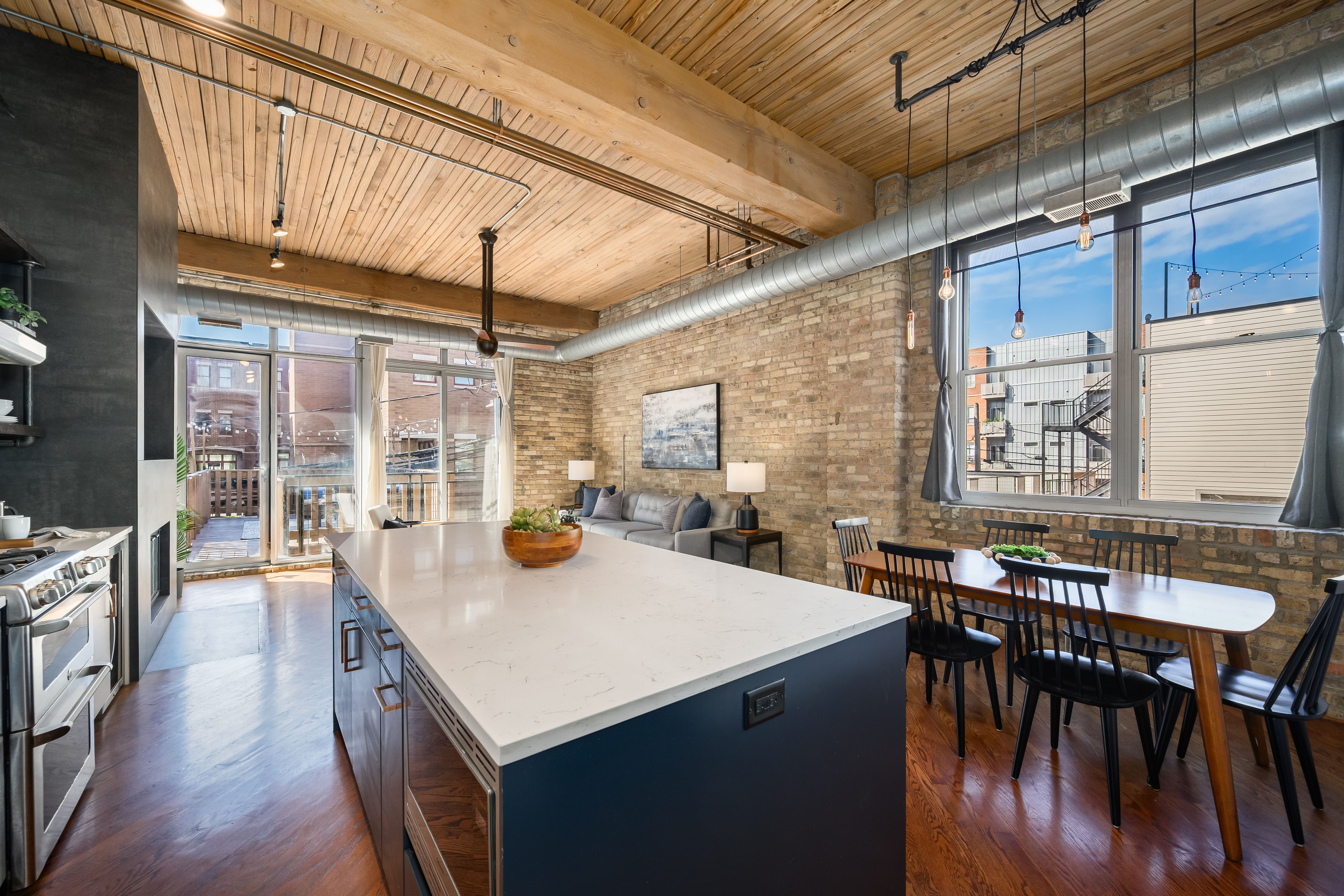 2333 W St. Paul Avenue Unit# 200