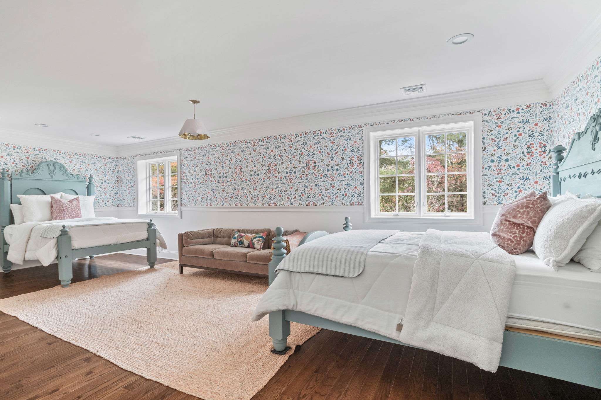 183 Chapel Hill Rd