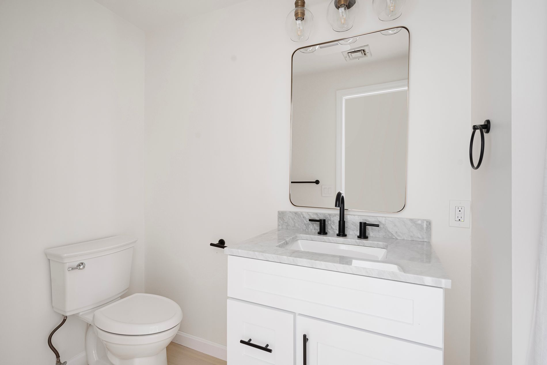 5570 Post Road, Unit# 10 