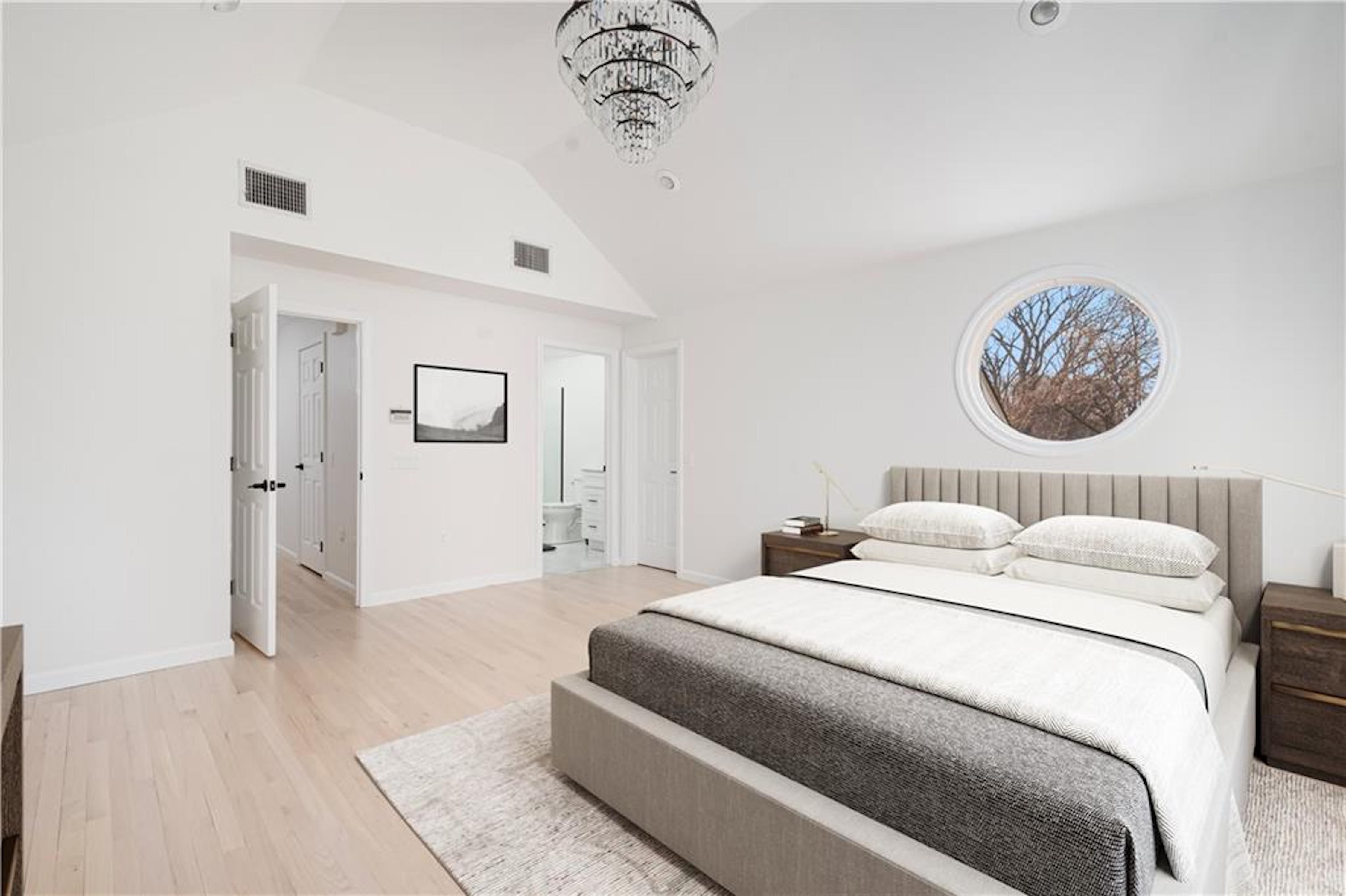 5570 Post Road, Unit# 10 