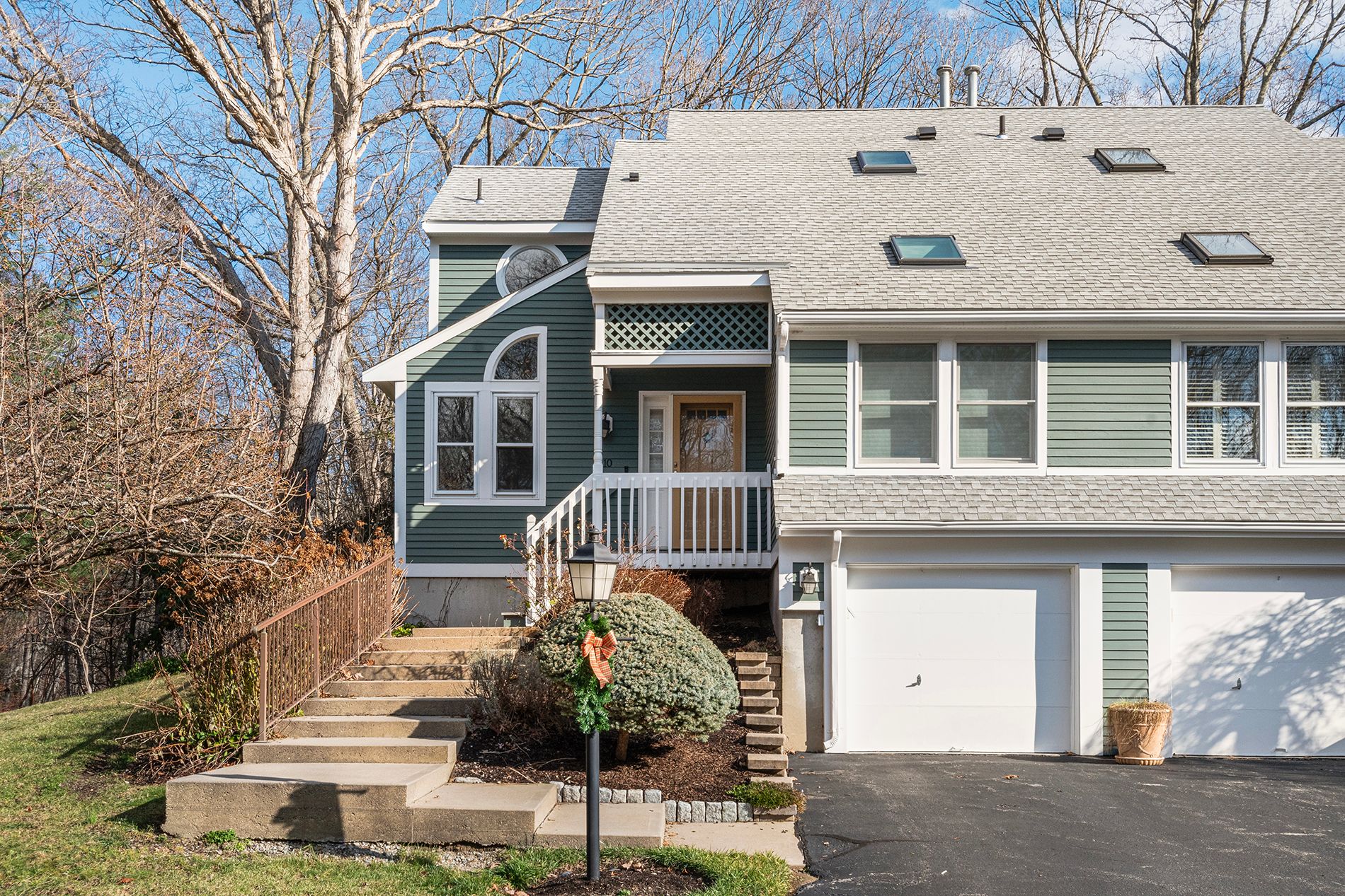 5570 Post Road, Unit# 10 