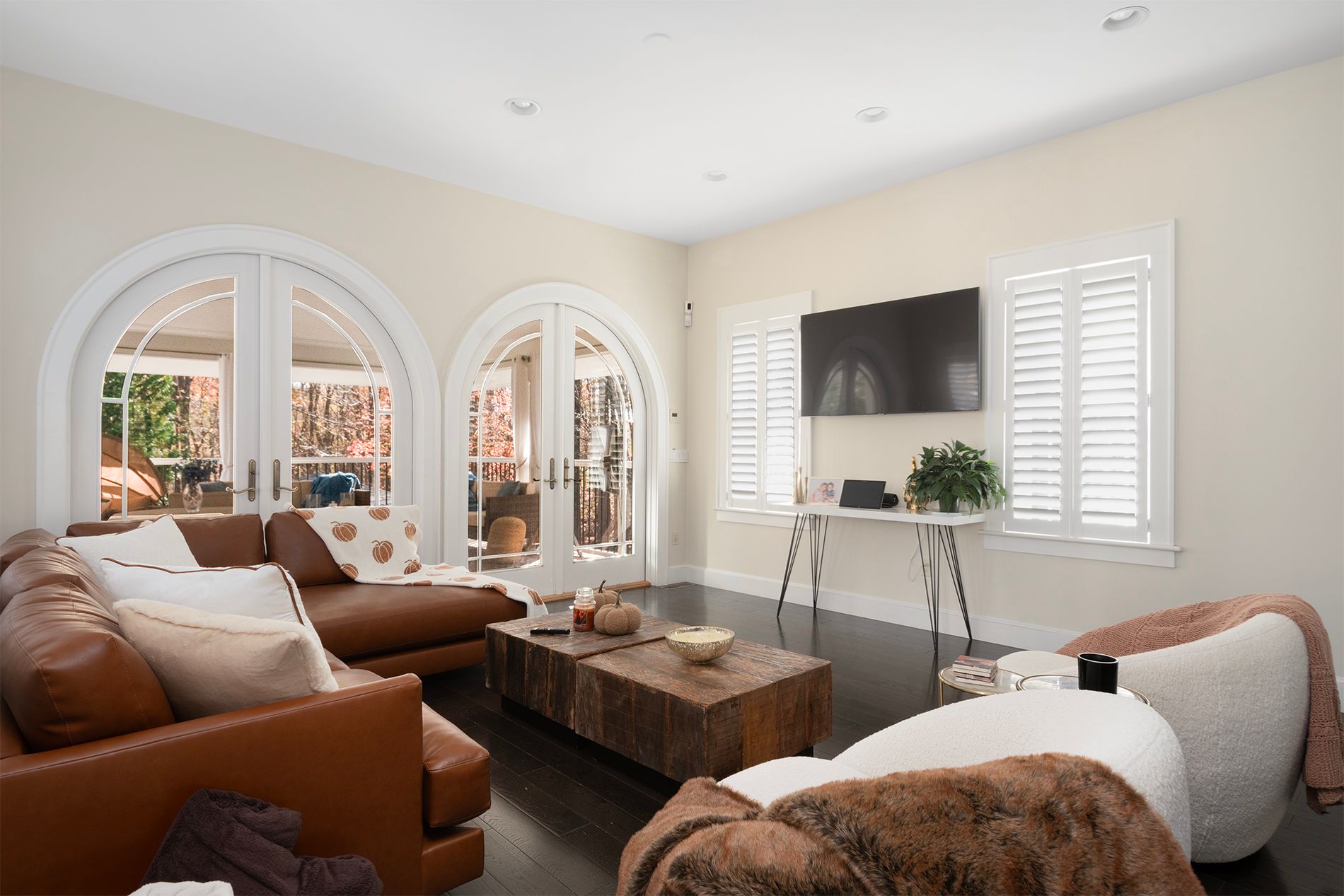 18 Lebaron Court 