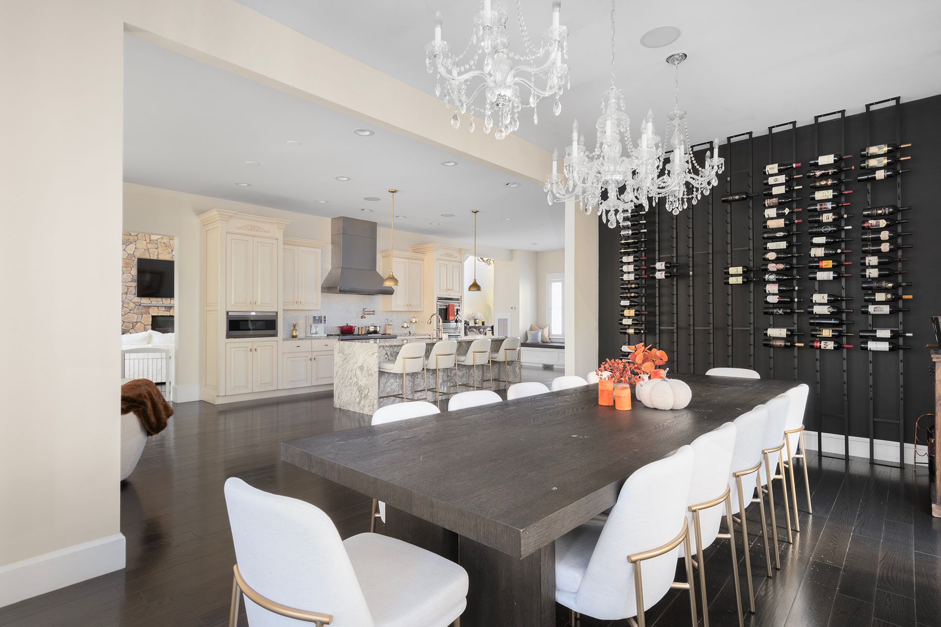 18 Lebaron Court 