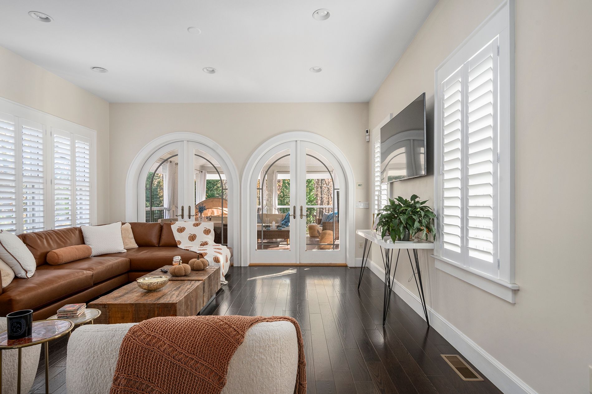 18 Lebaron Court 