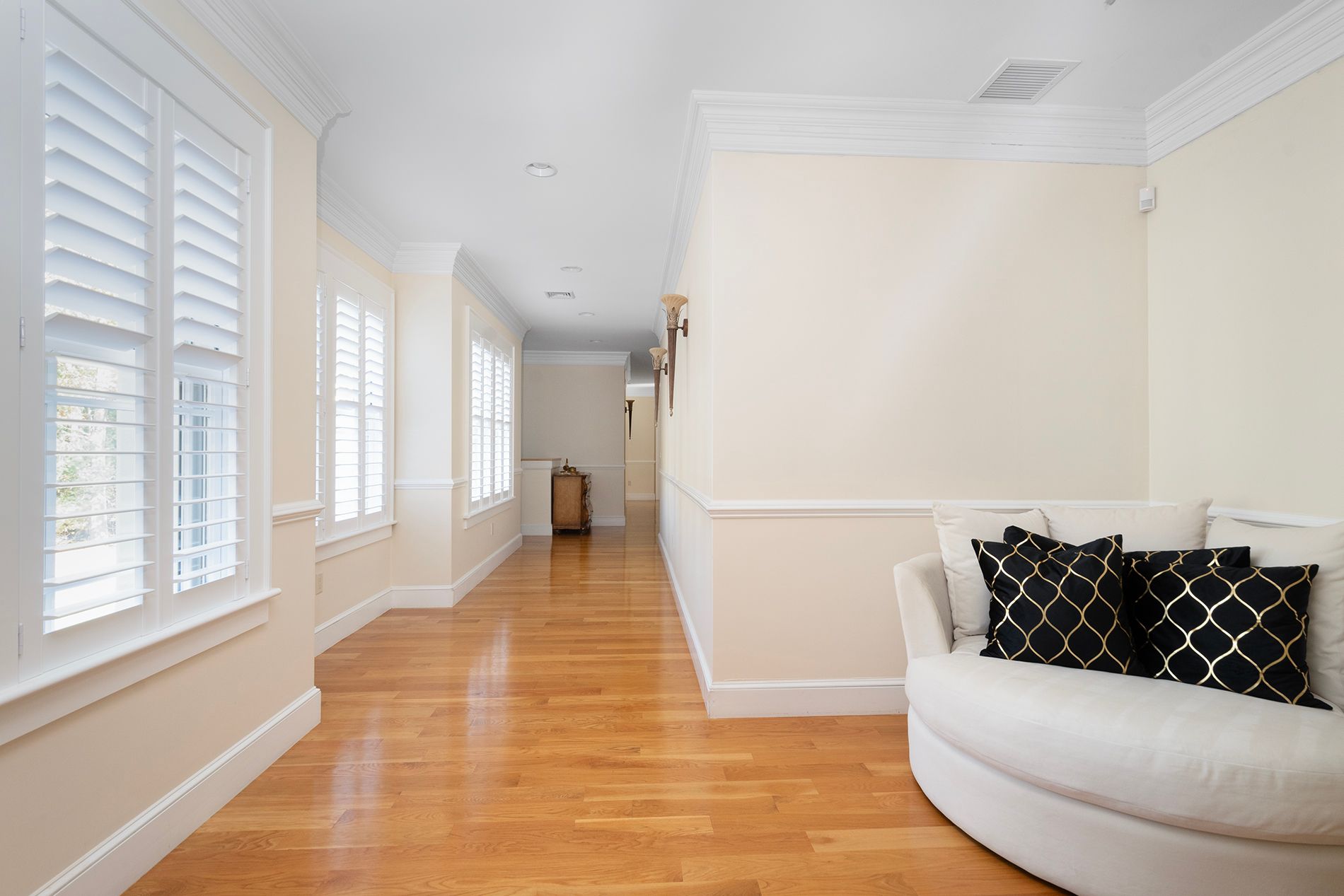 18 Lebaron Court 