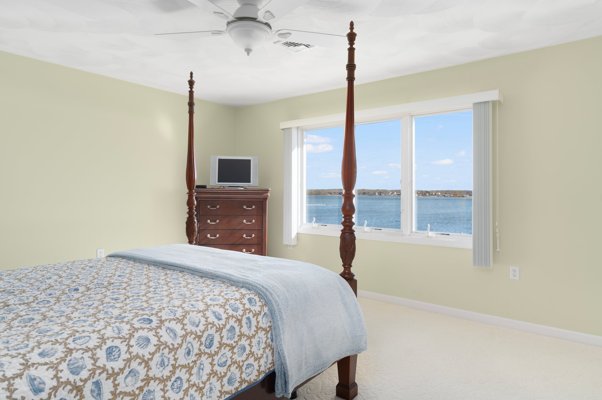 182 South Jerry Cove Road 