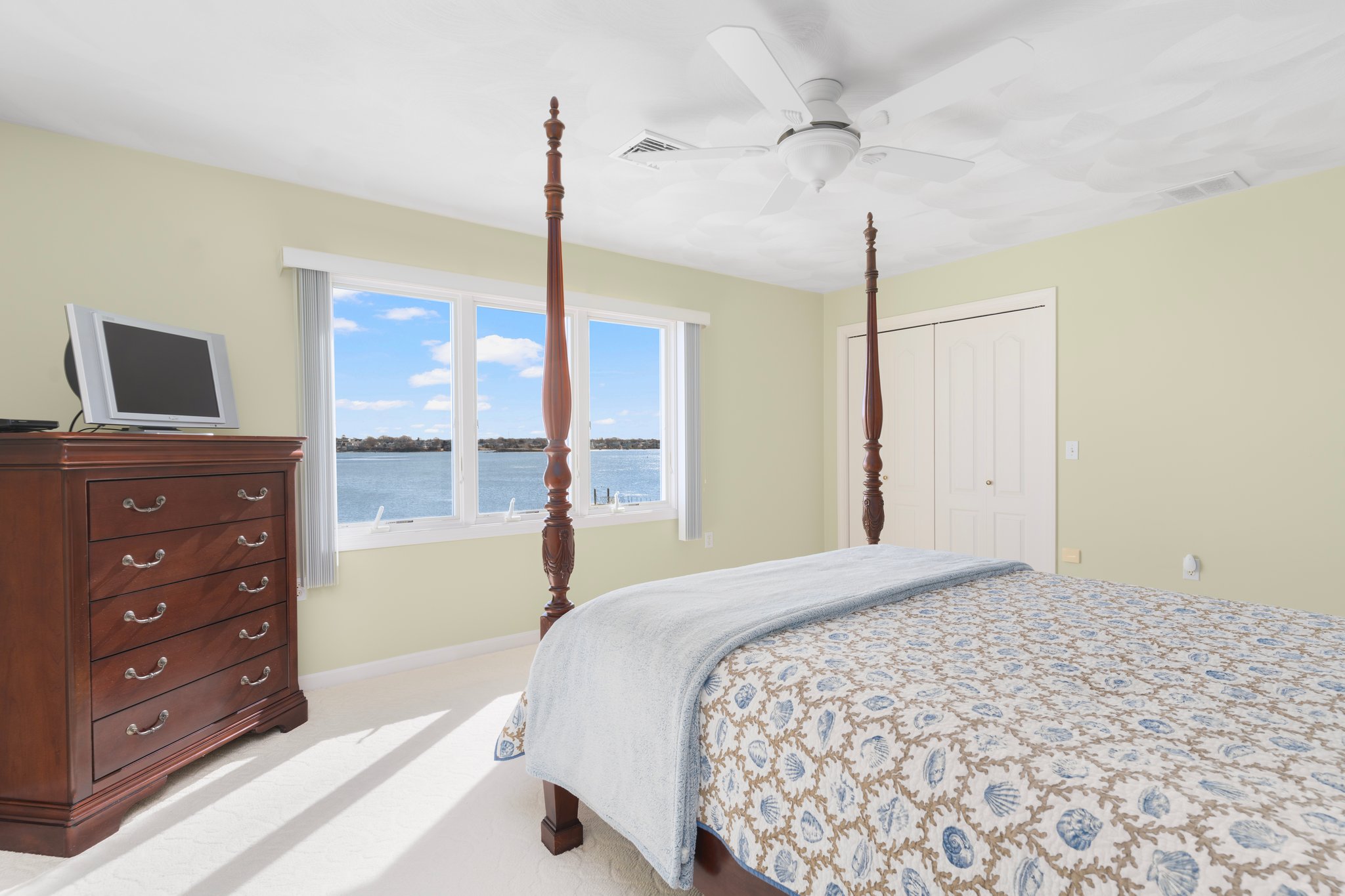182 South Jerry Cove Road 