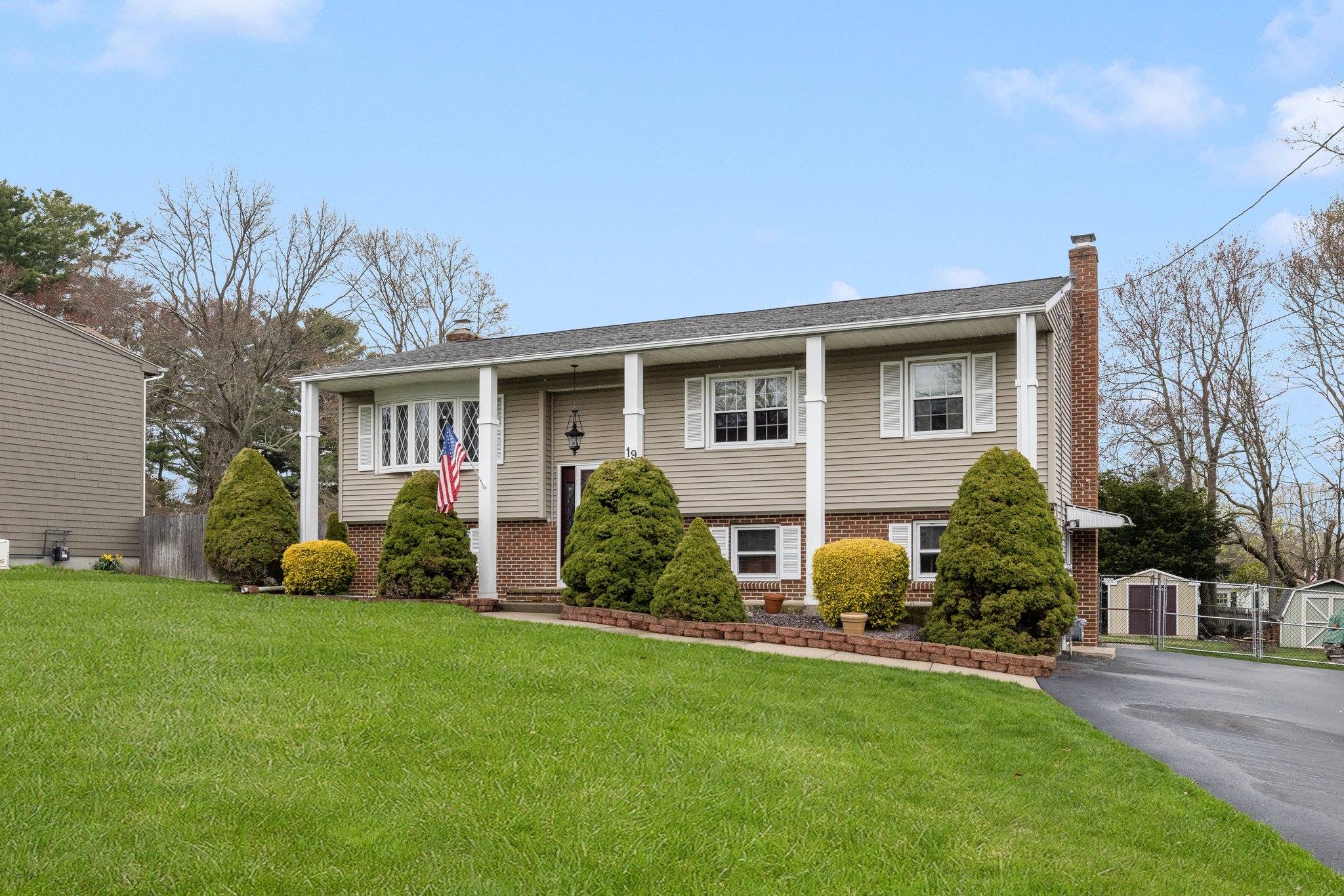 19 Peters Lane 