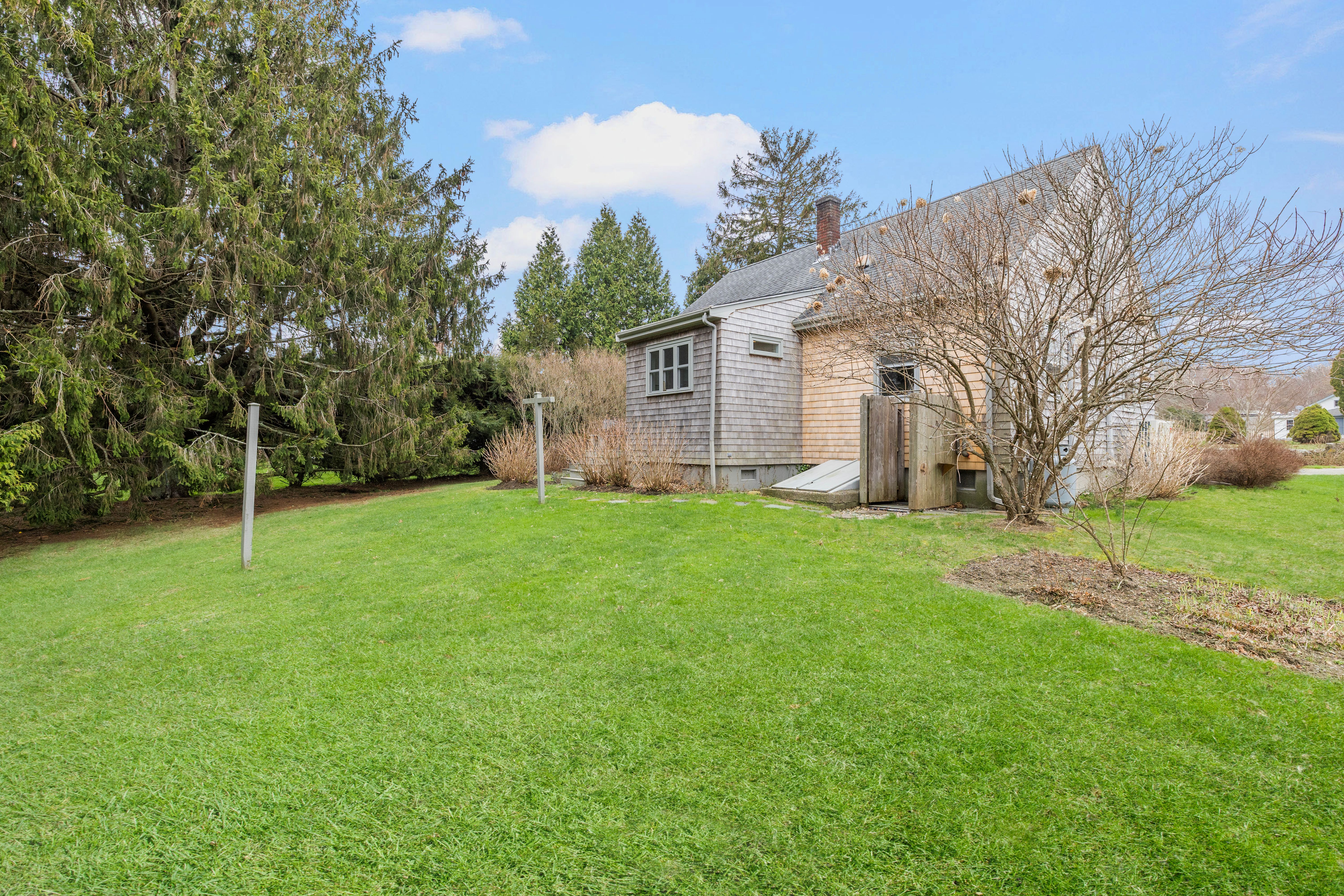 26 South Shore Road 