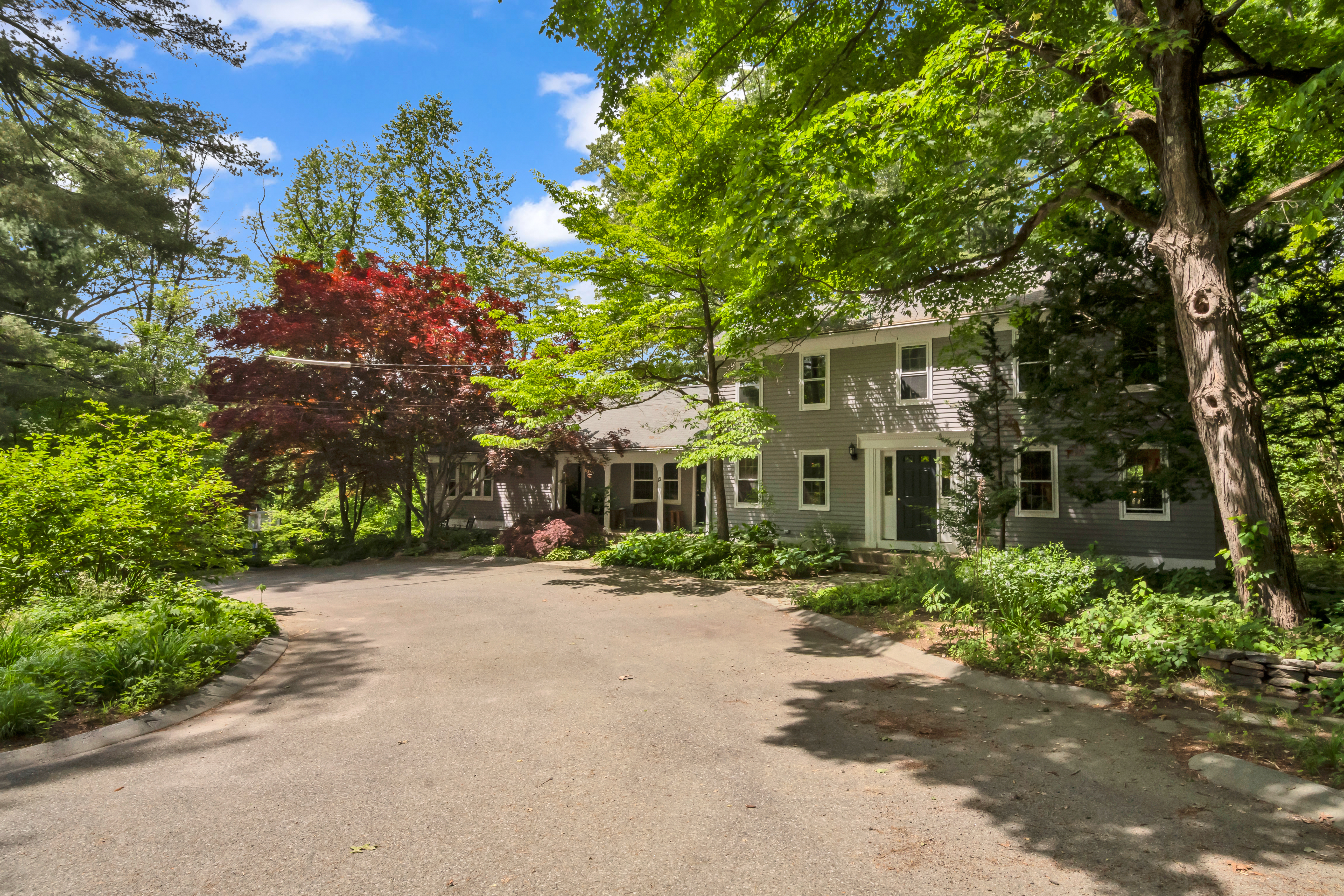 12 Howard Road 