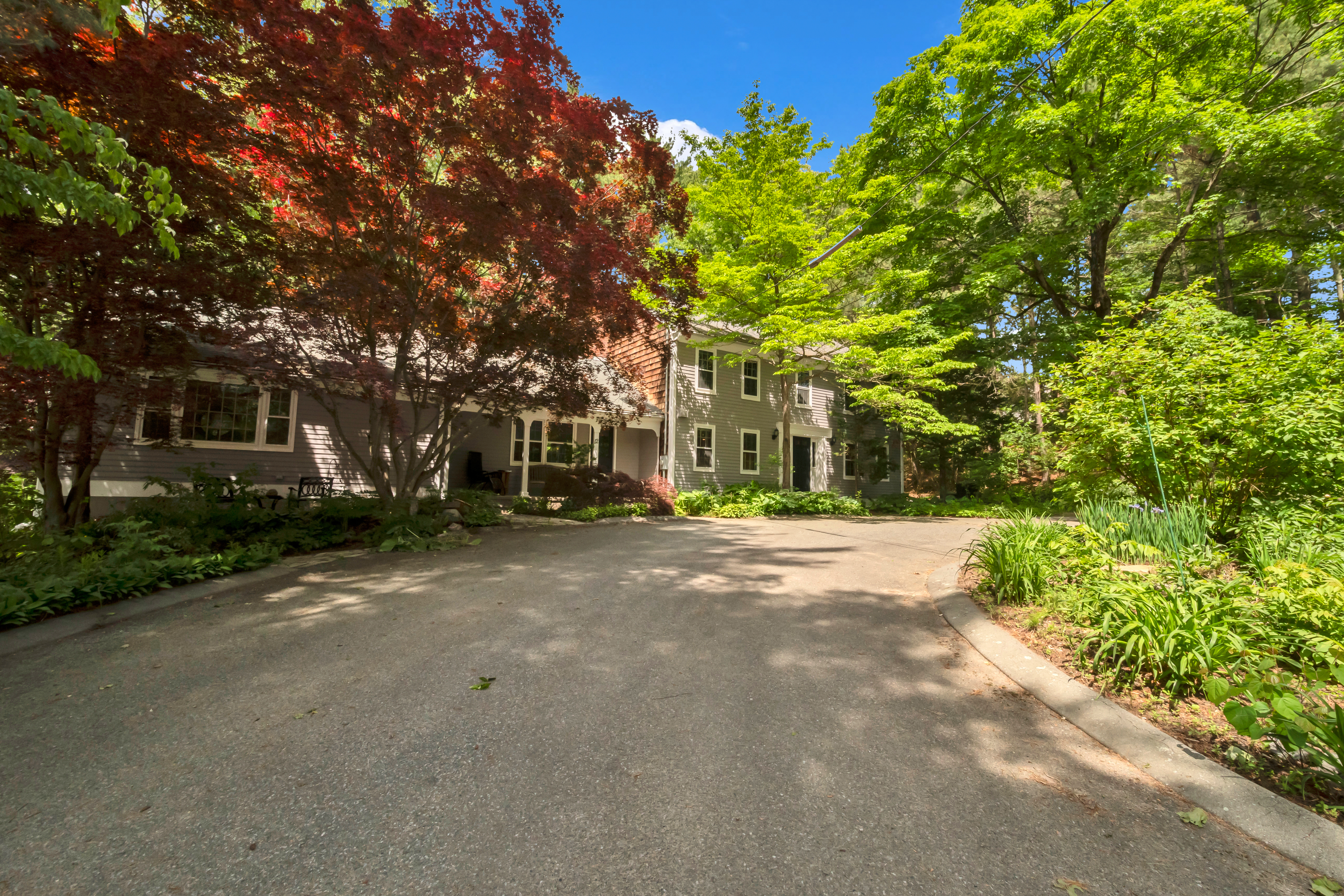 12 Howard Road 