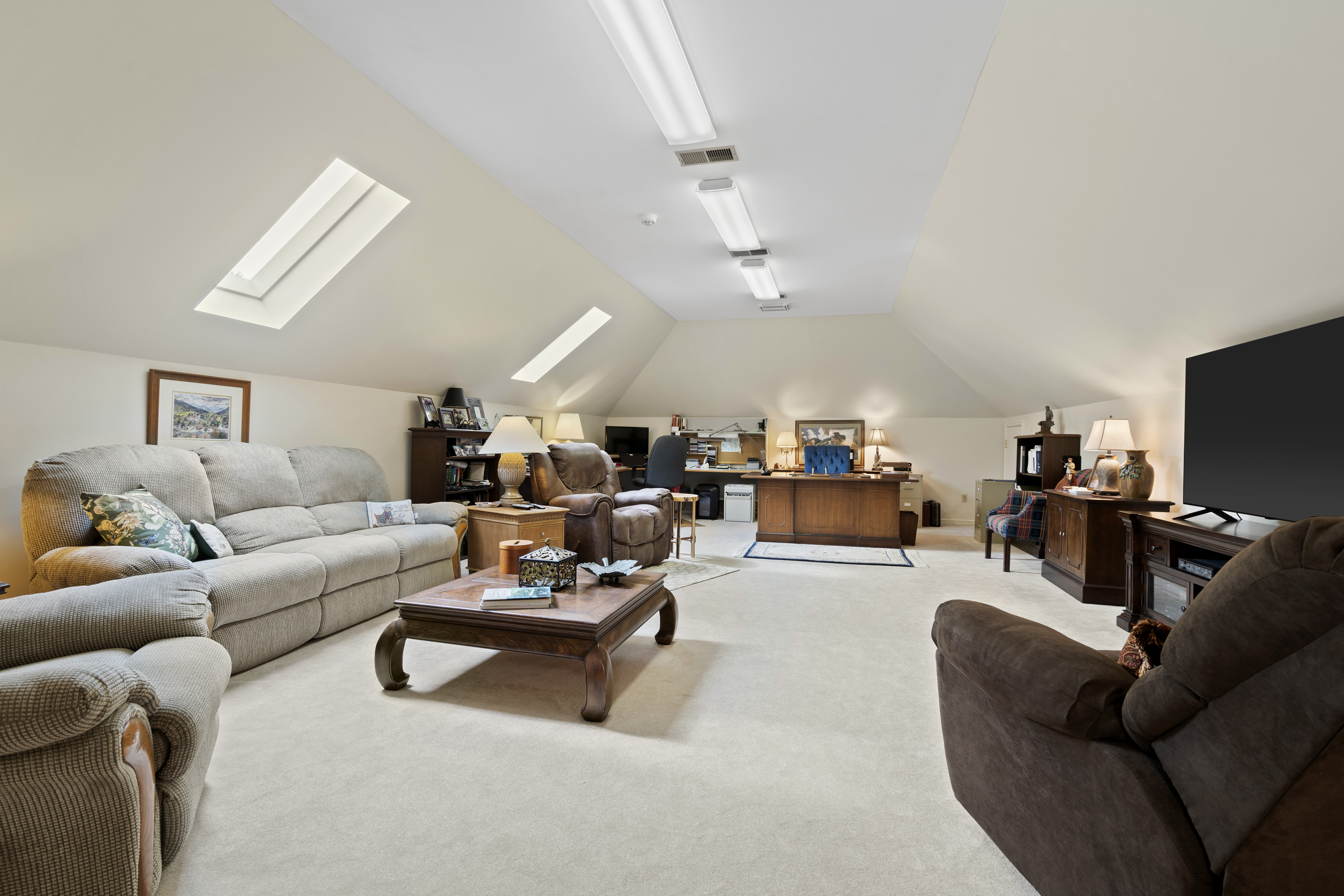 102 Weatherby Drive