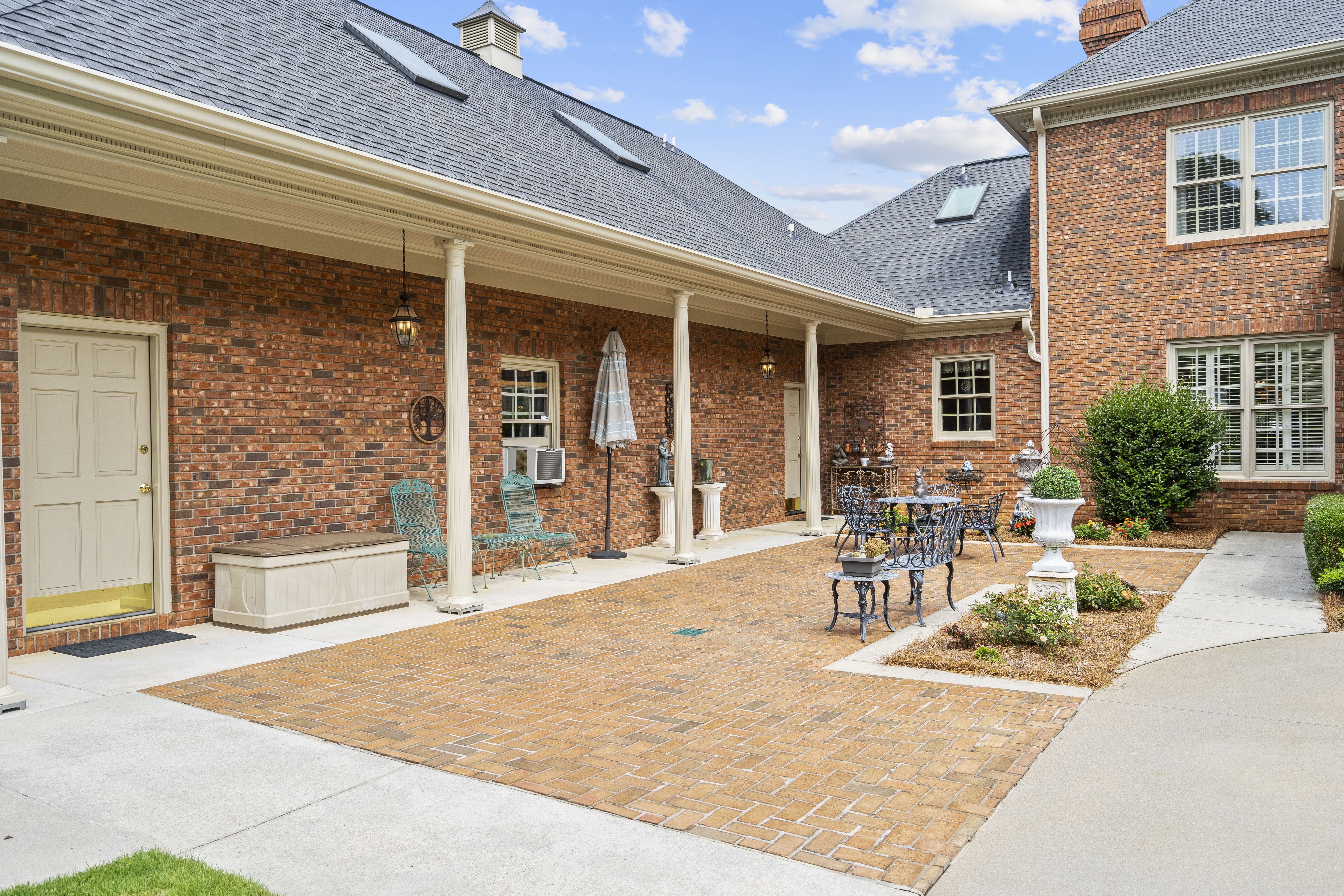 102 Weatherby Drive