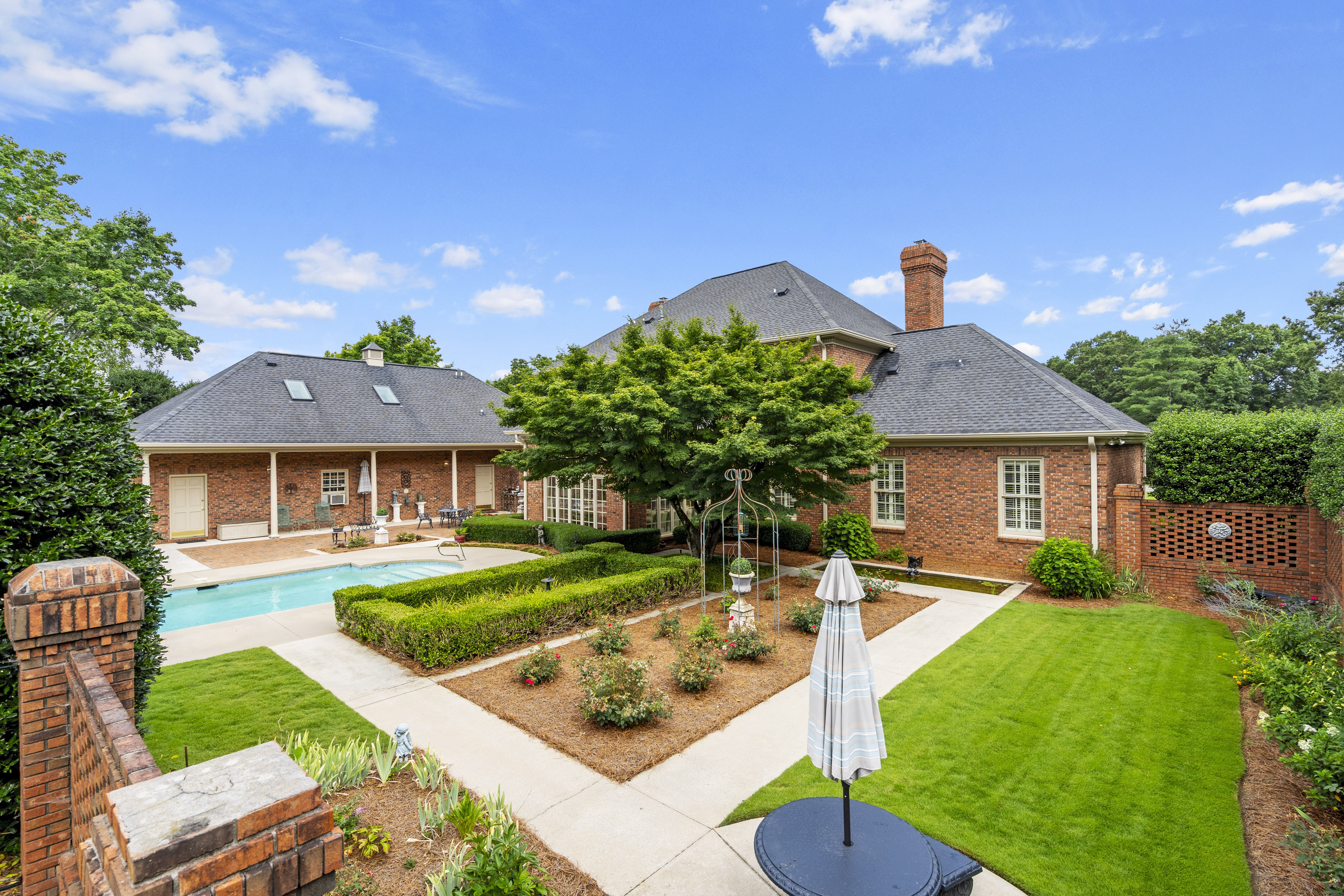 102 Weatherby Drive