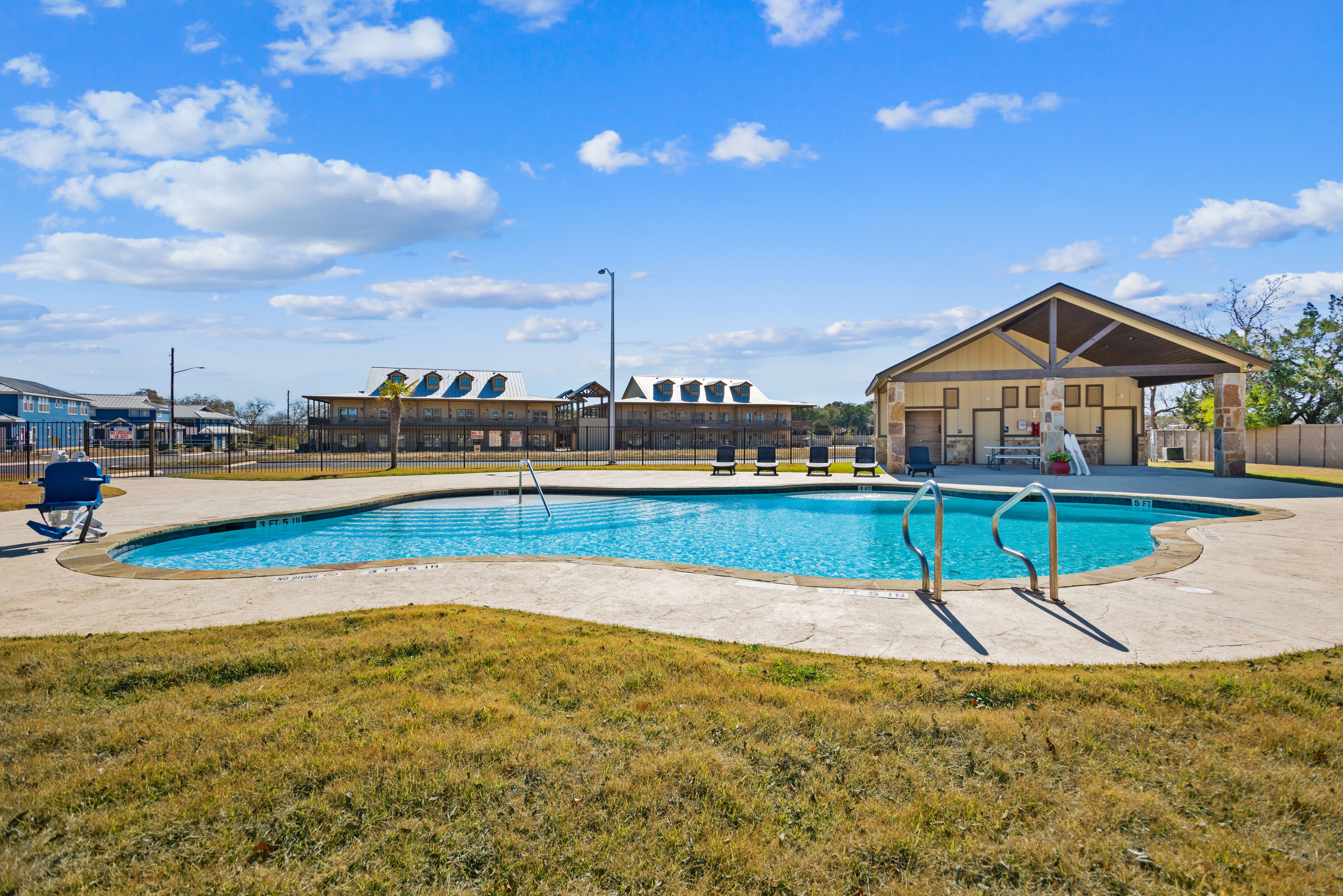 1554 Gruene Road, Unit A9
