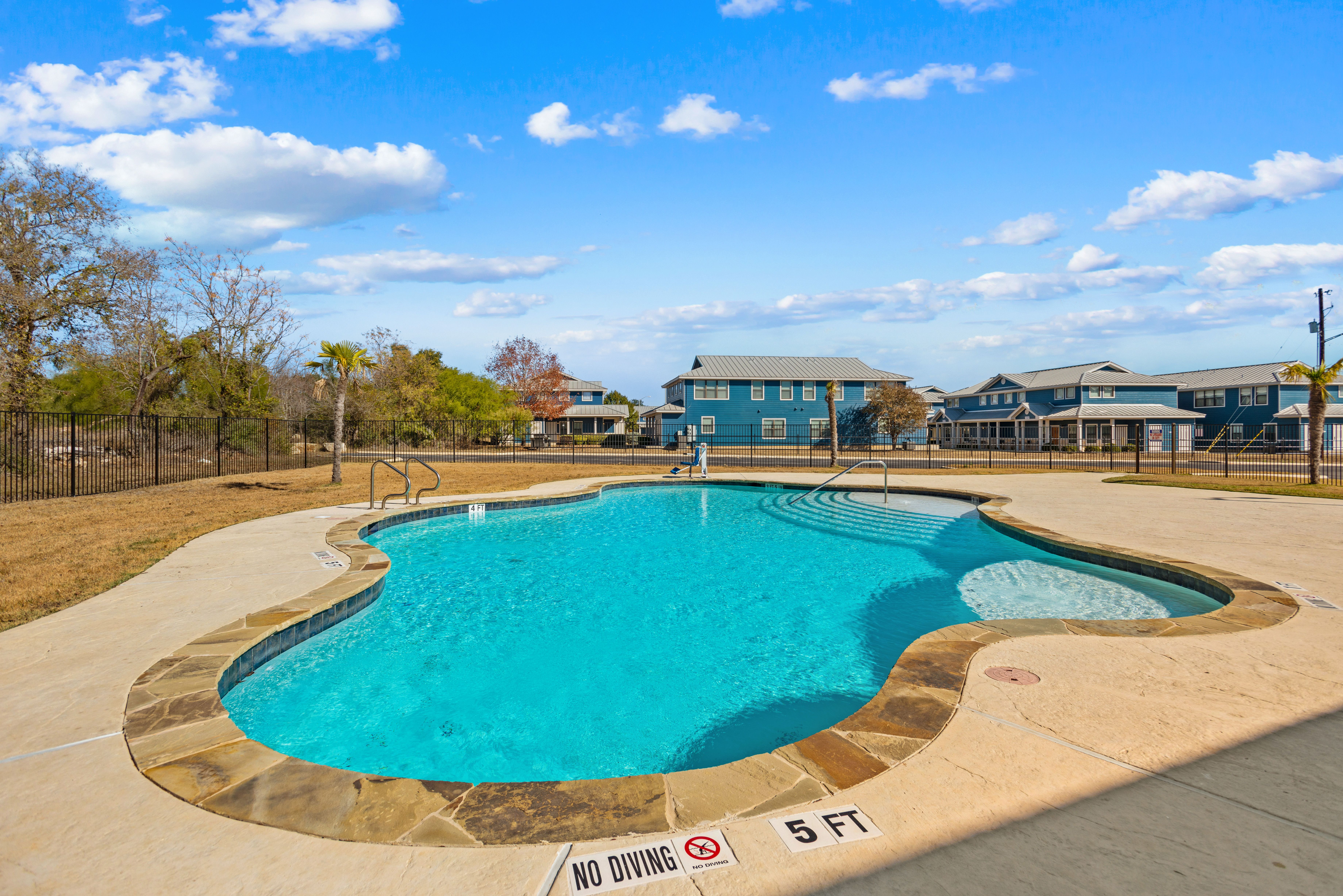 1554 Gruene Road, Unit A9