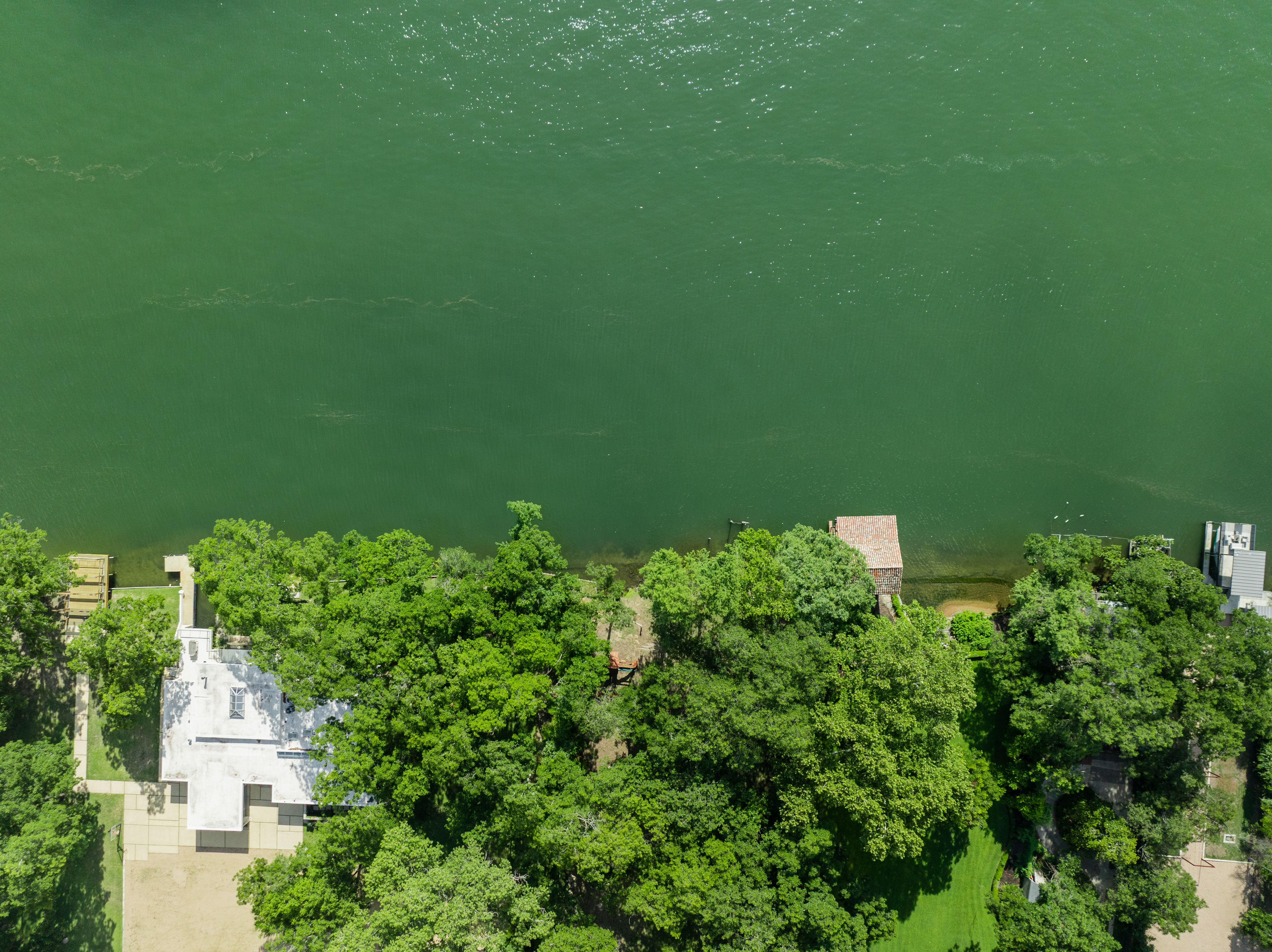 2701 River Hills Road 