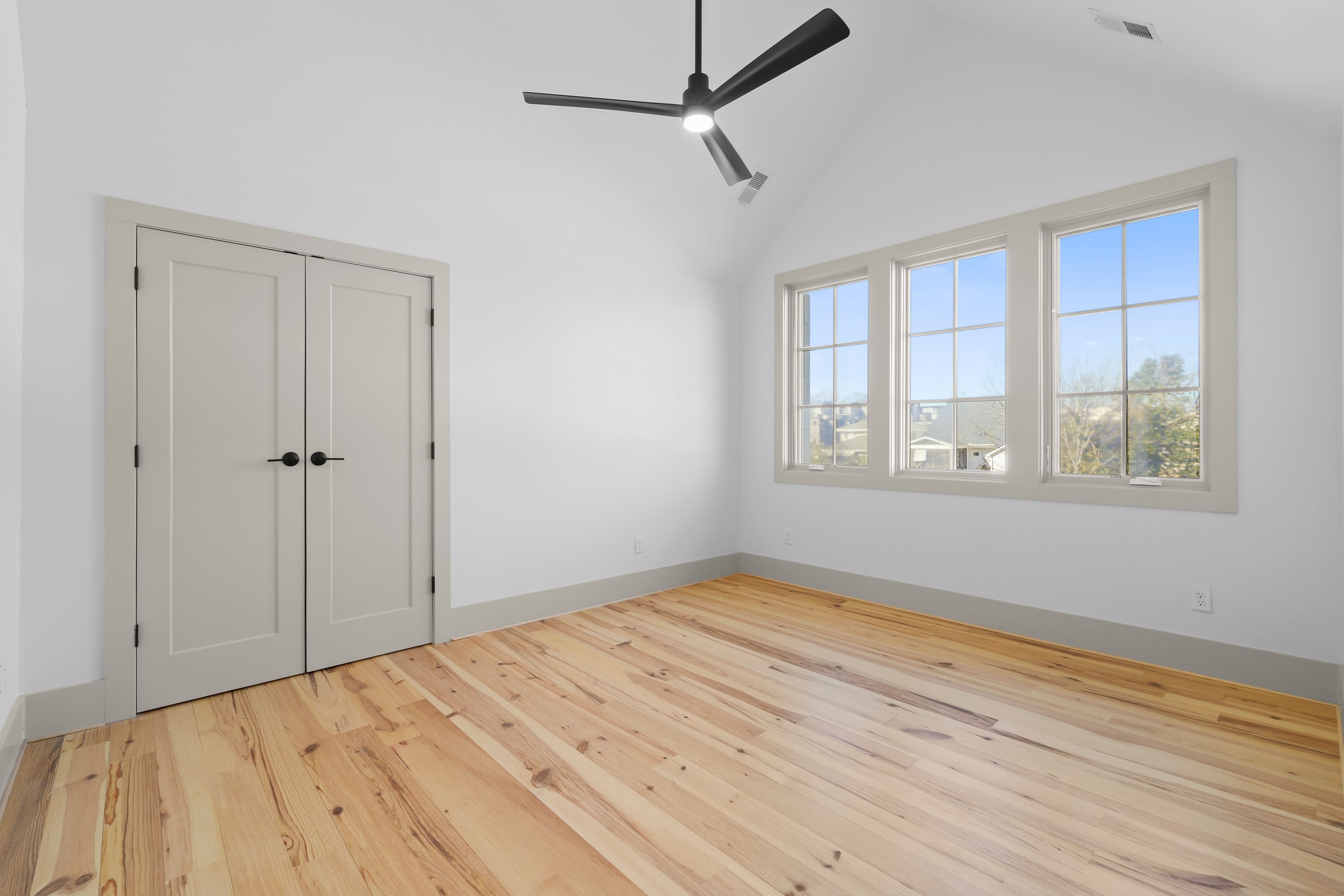 34 Claussen Avenue 