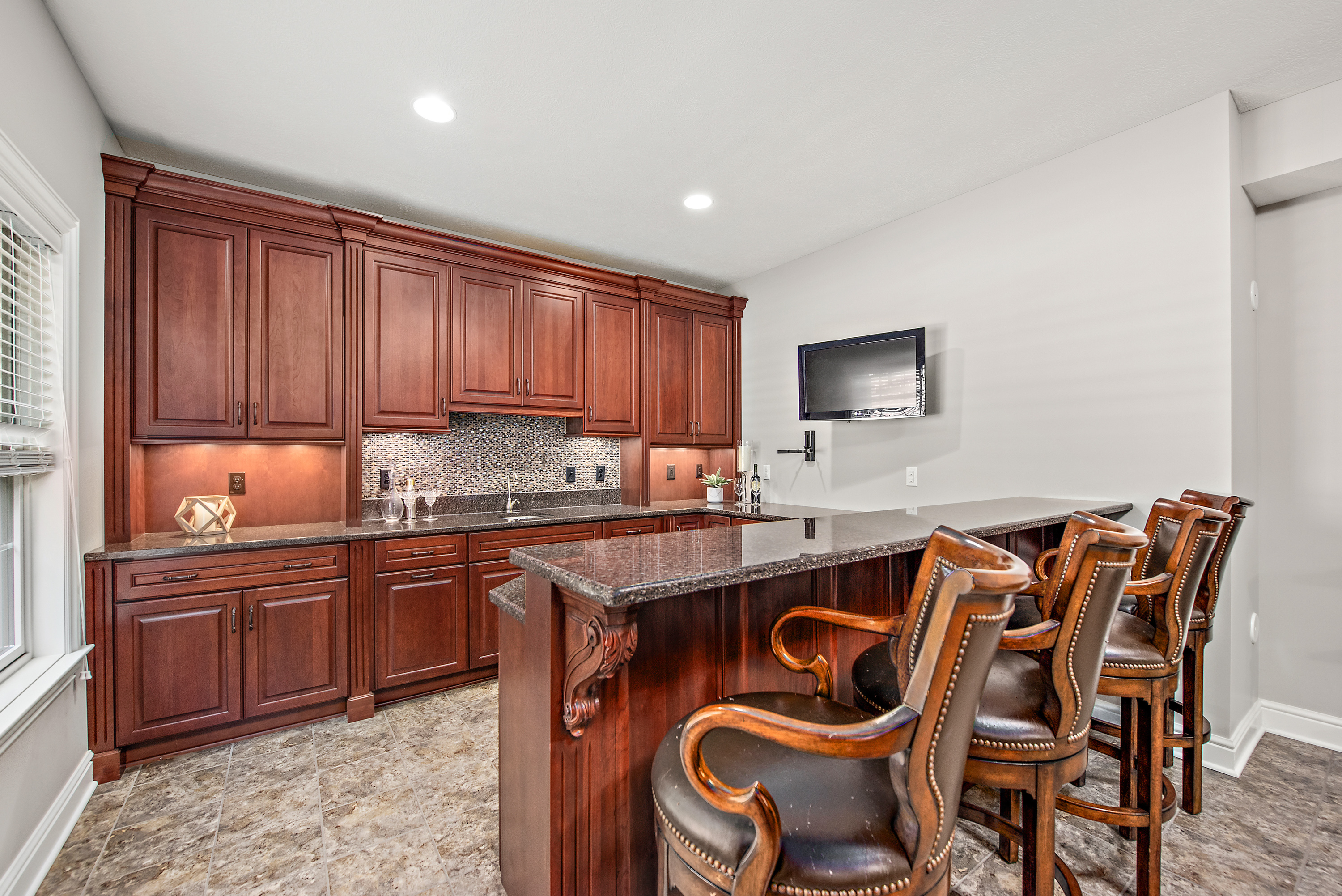1806 Tara Court