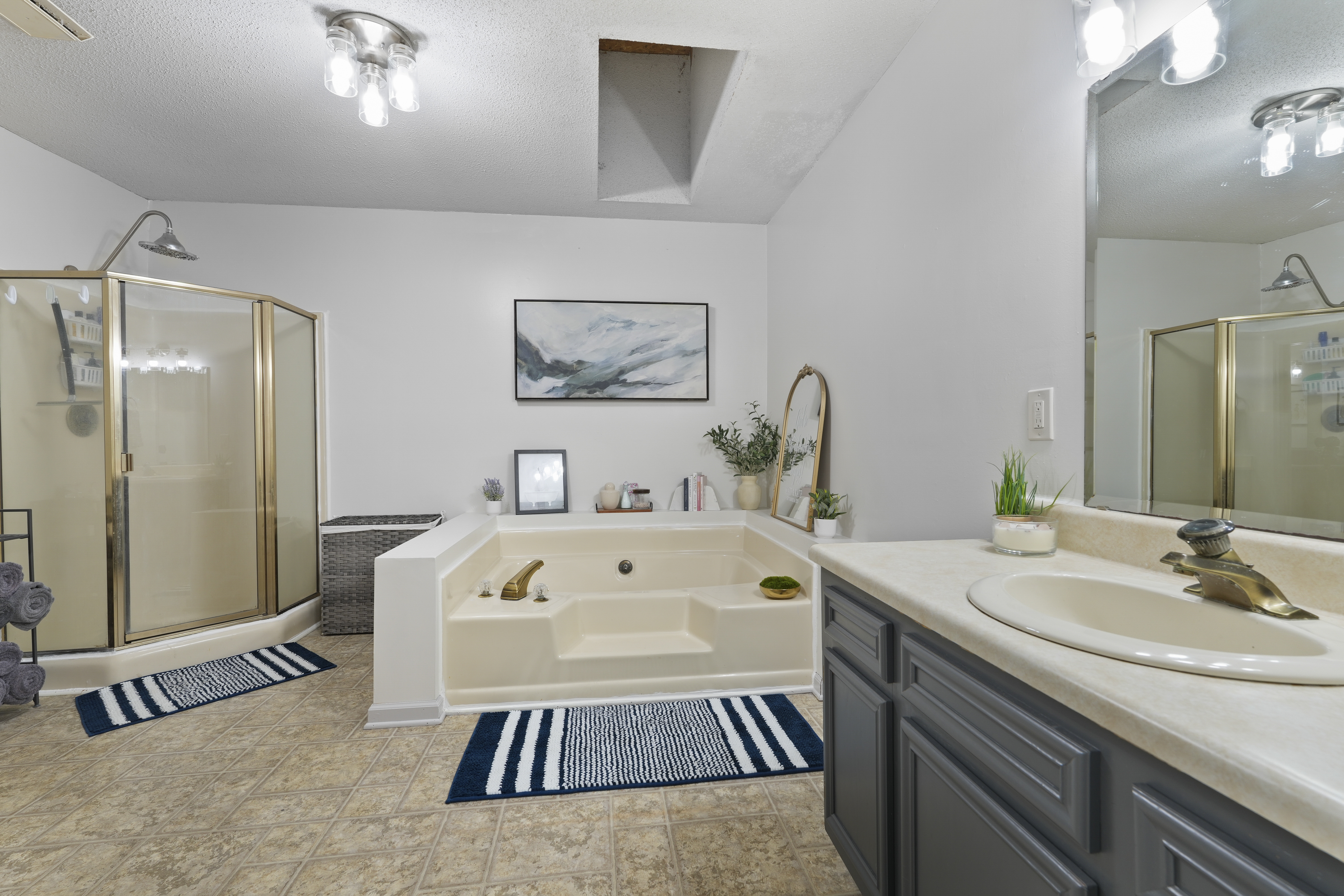 101 J Pearle Court 