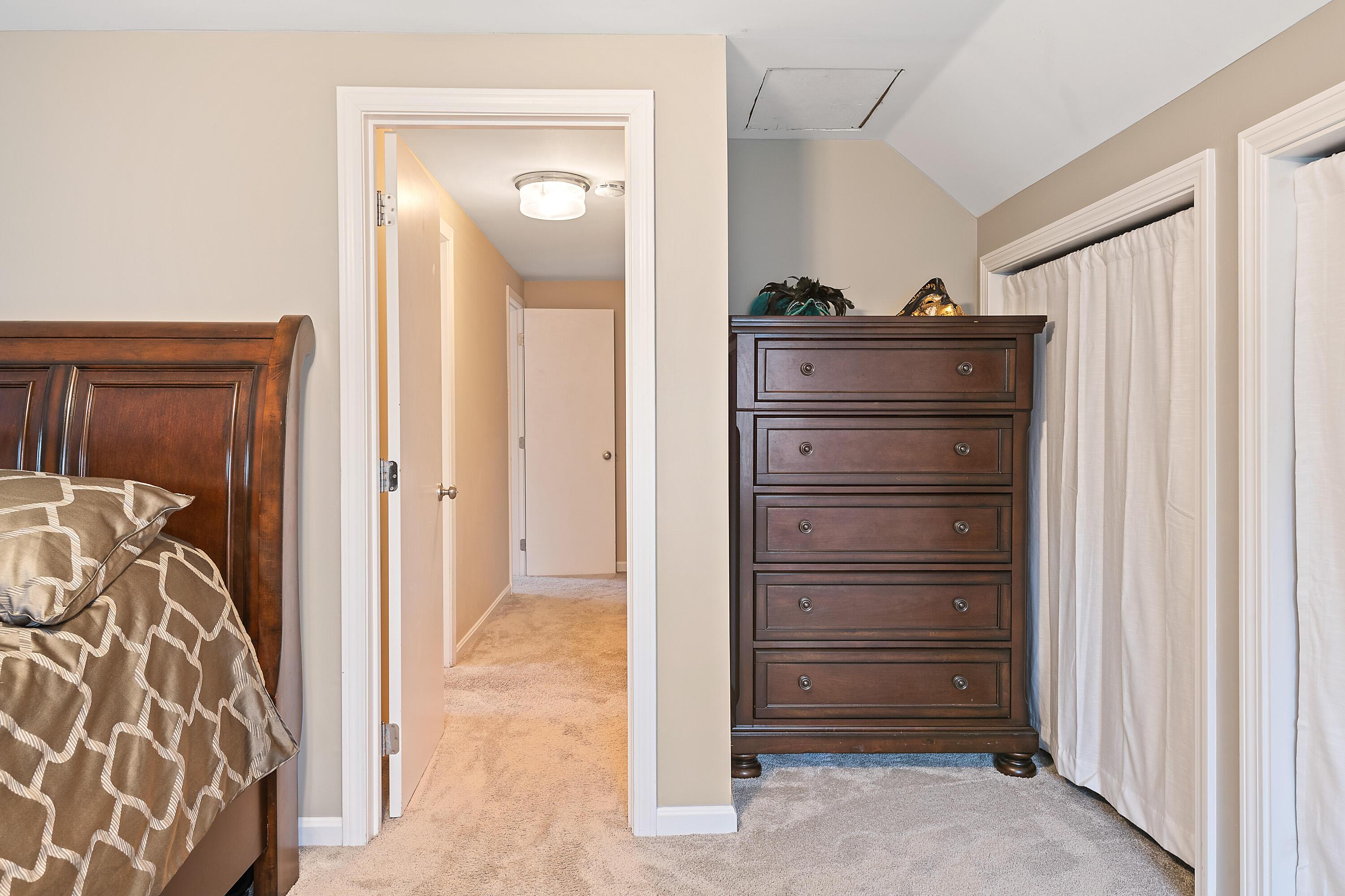 25 West Circle