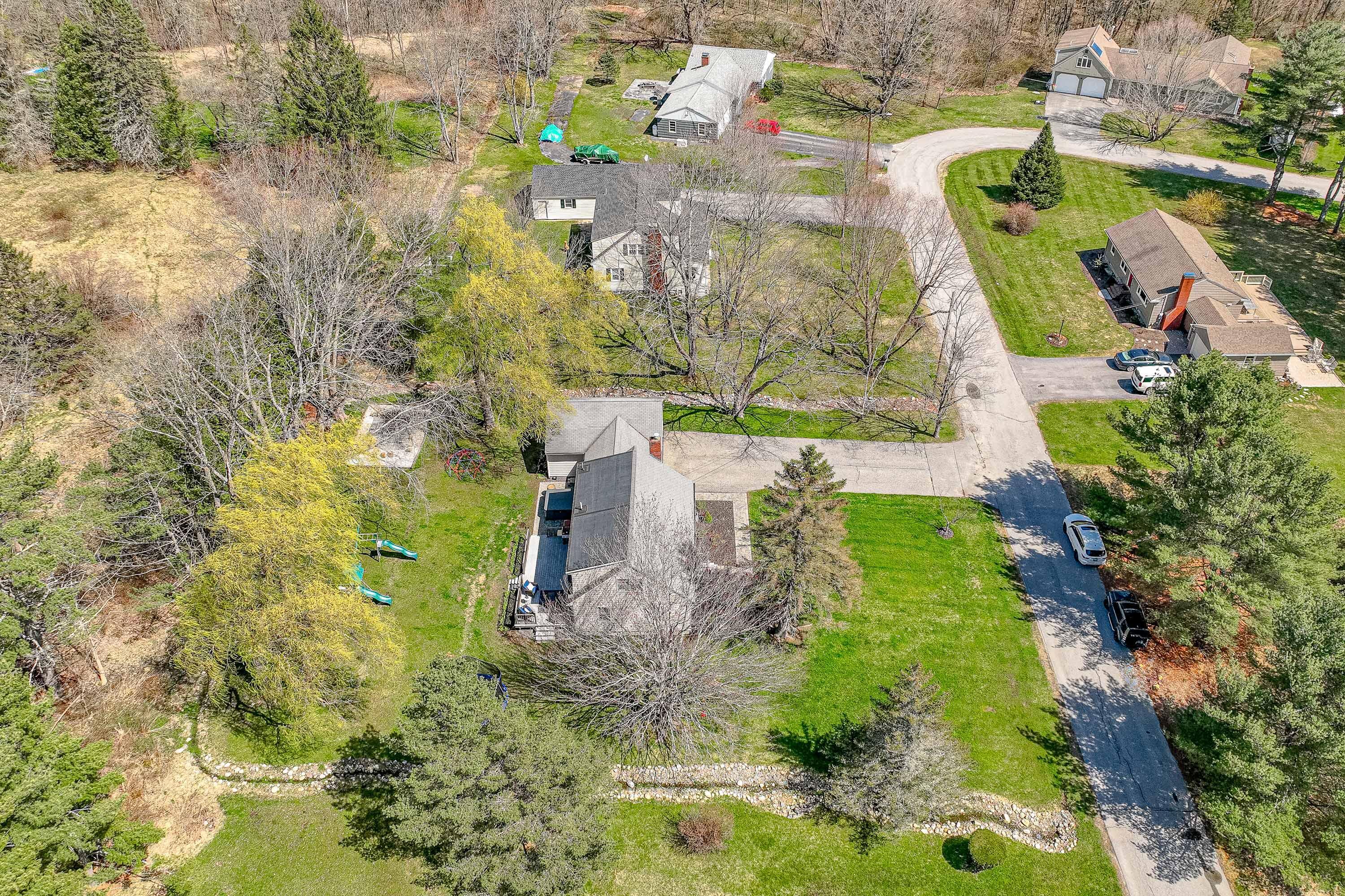 25 West Circle