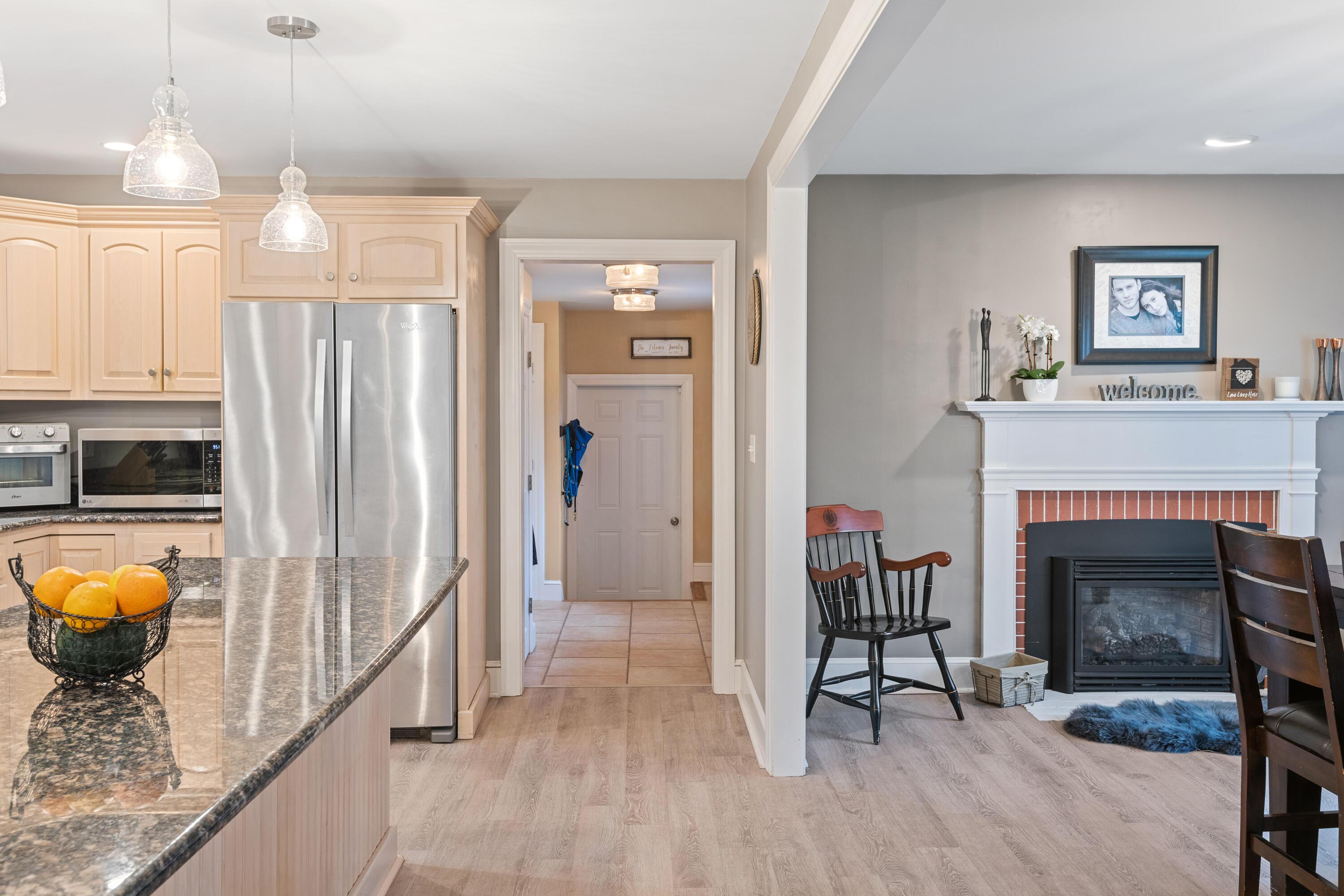 25 West Circle