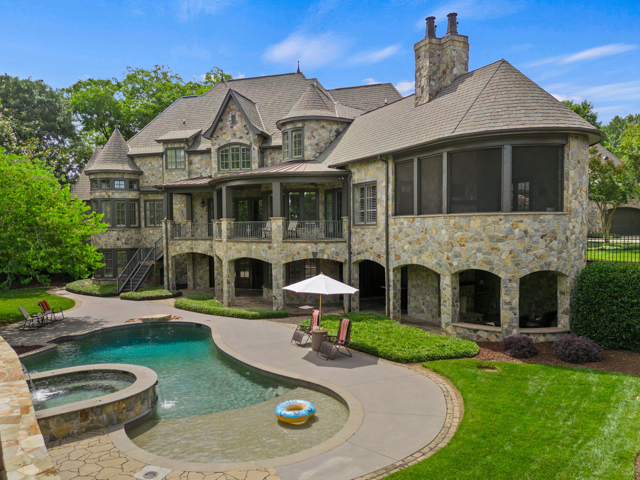 101 Poplar Hill Lane 