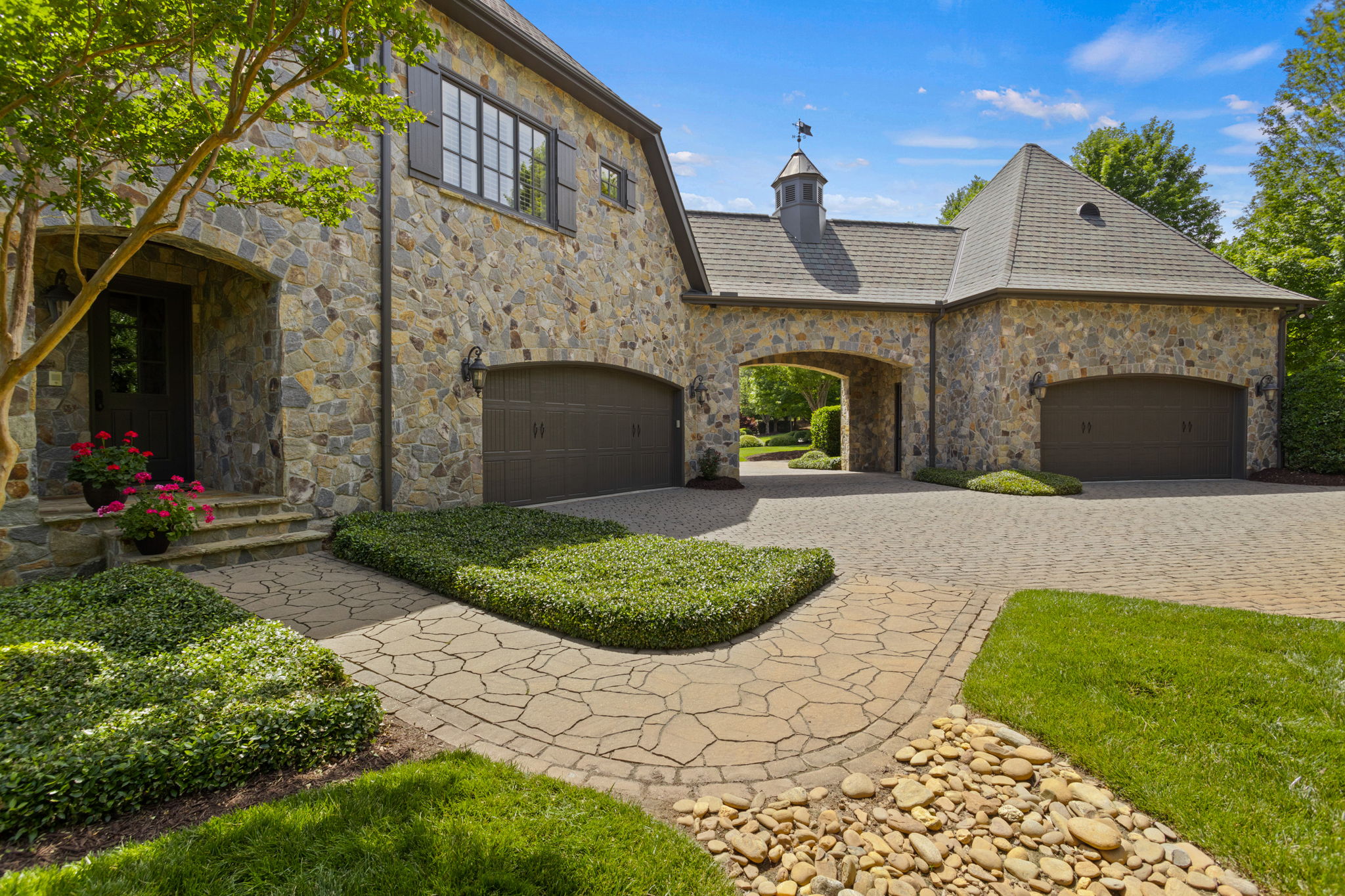 101 Poplar Hill Lane 