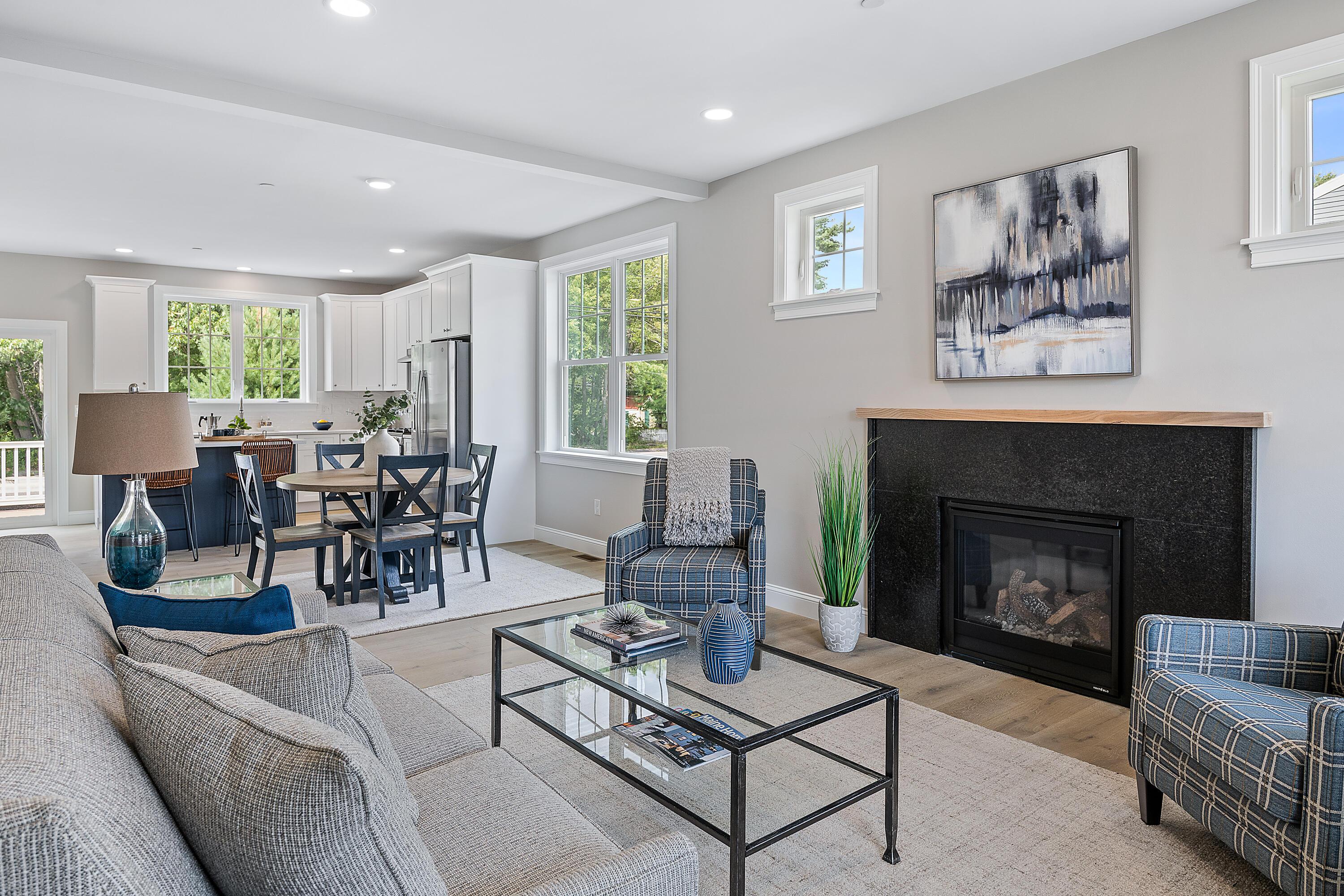 15 Trailhead Way