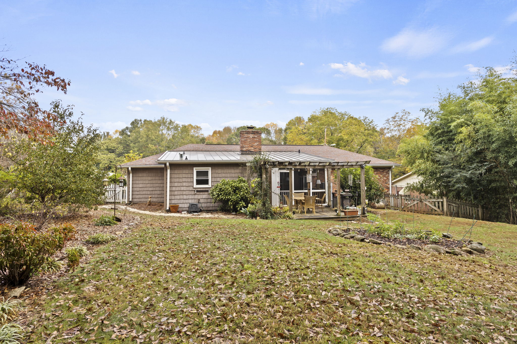 121 Oak Hill Drive 