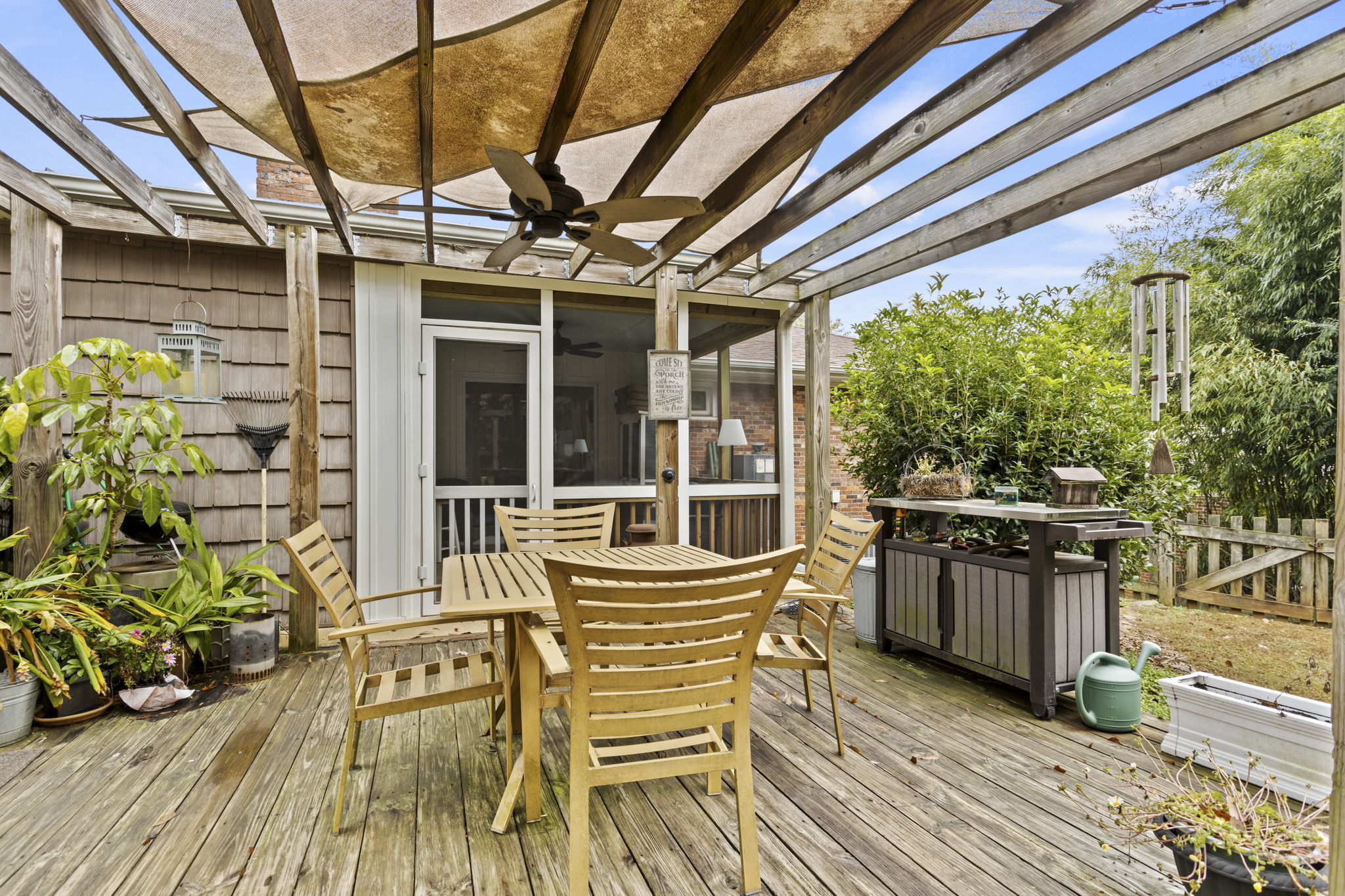 121 Oak Hill Drive 