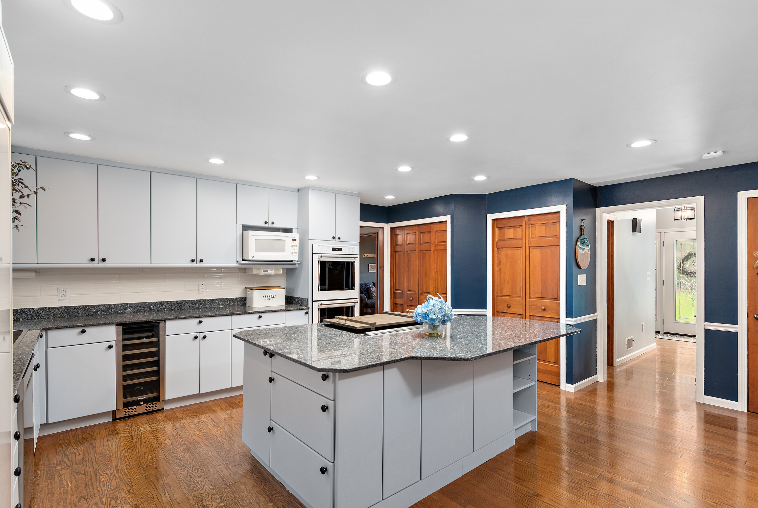 2547 Wexford Bayne Road