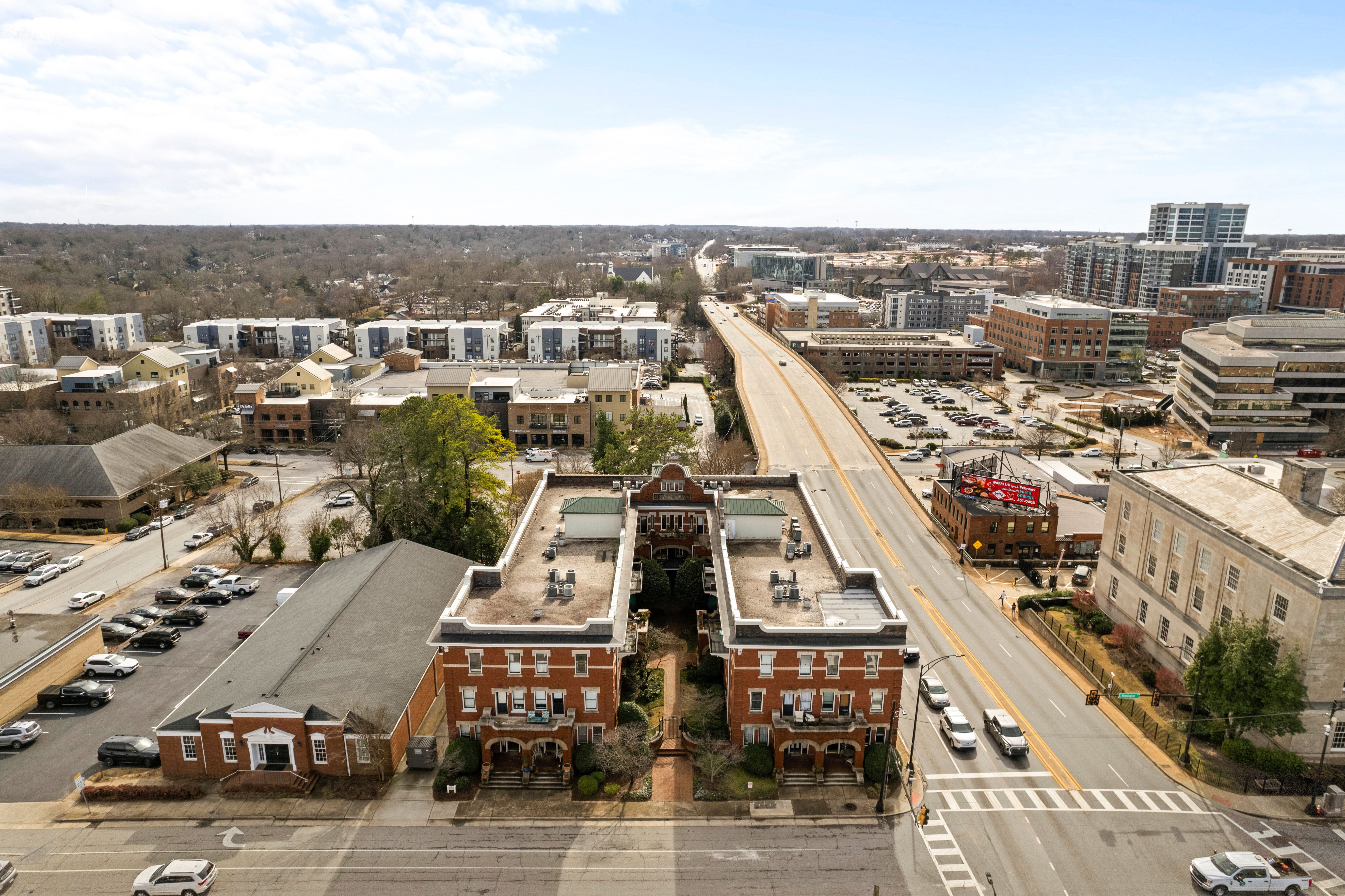 400 East Washington Street Unit 3