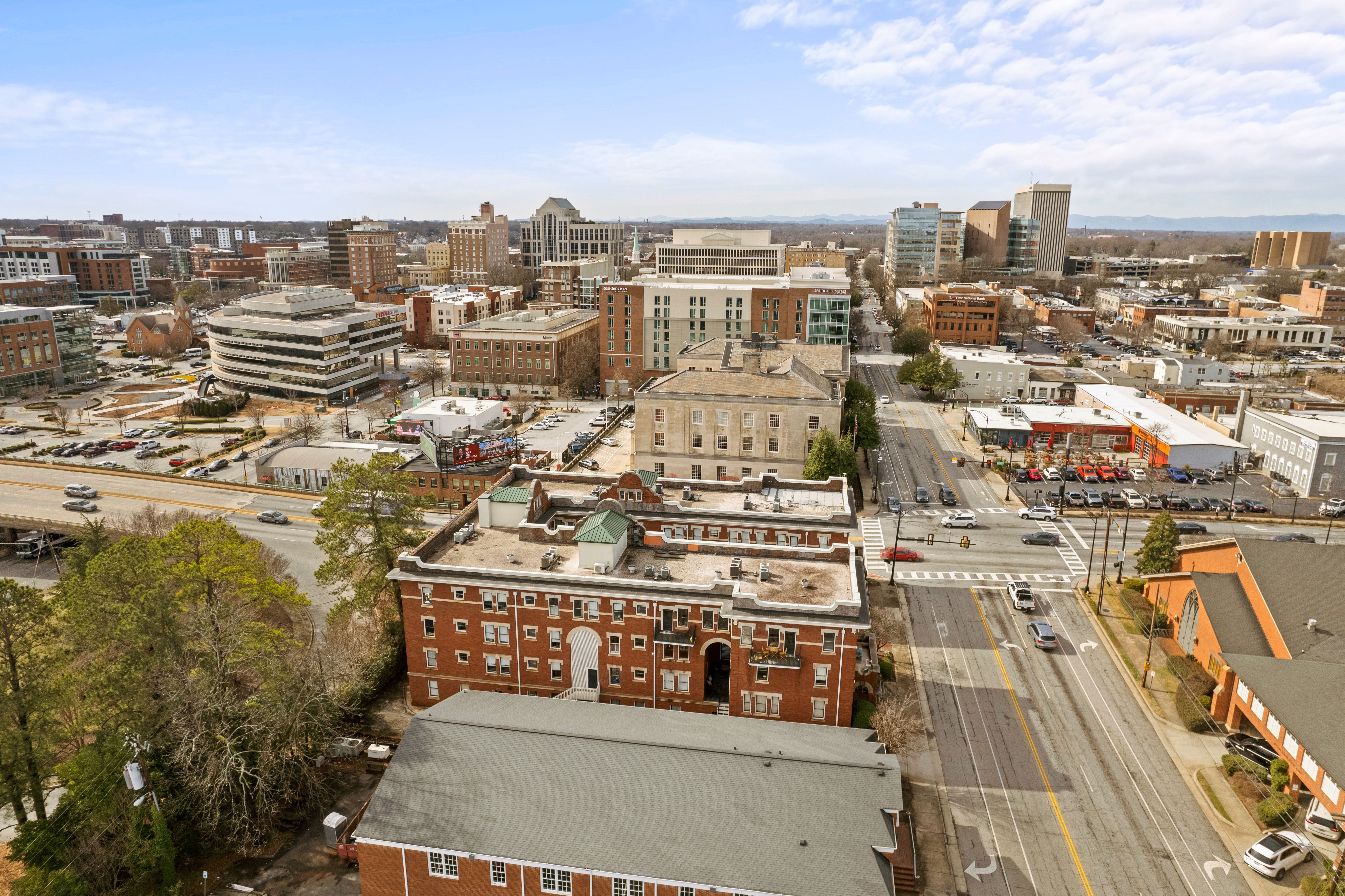 400 East Washington Street Unit 3