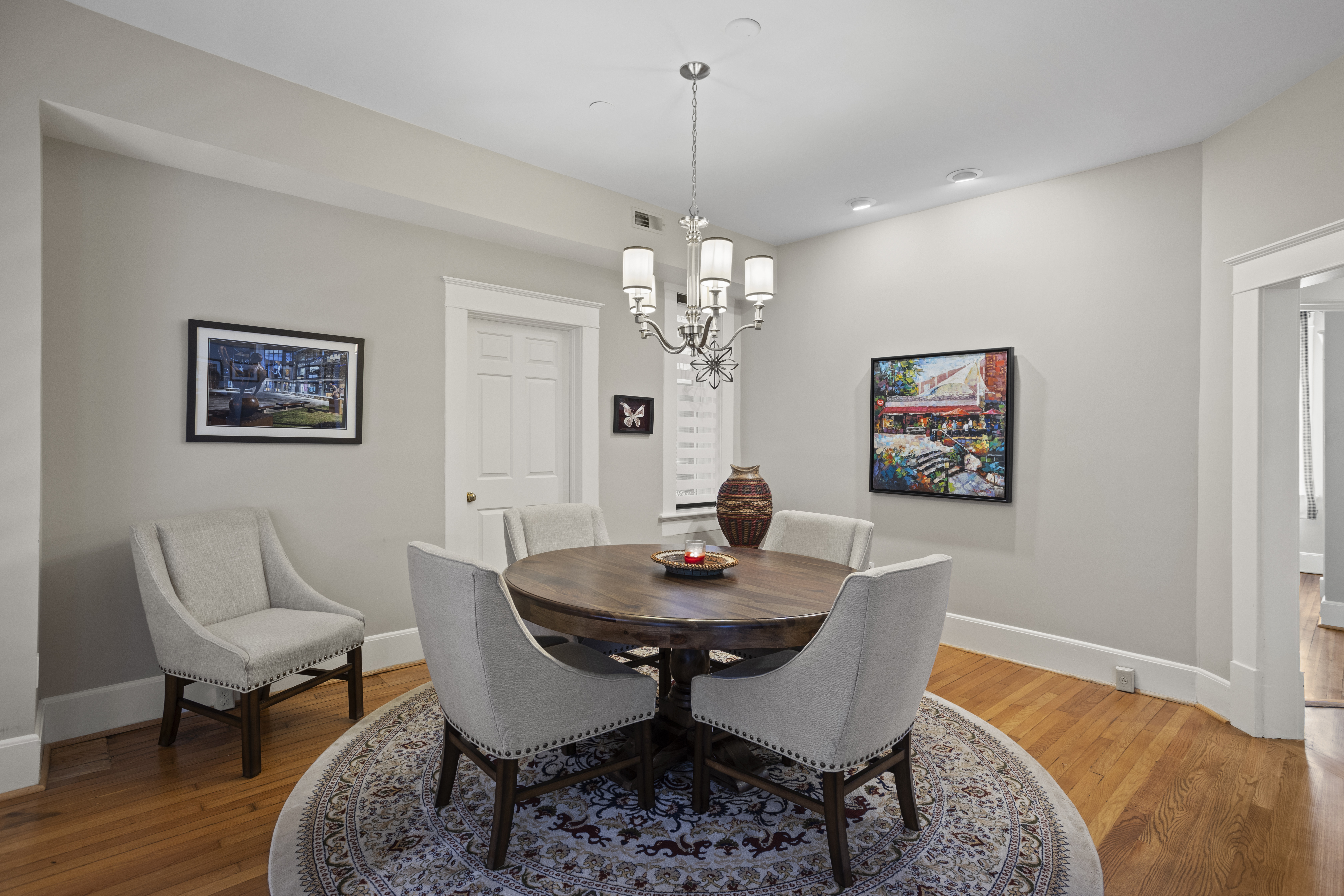400 East Washington Street Unit 3