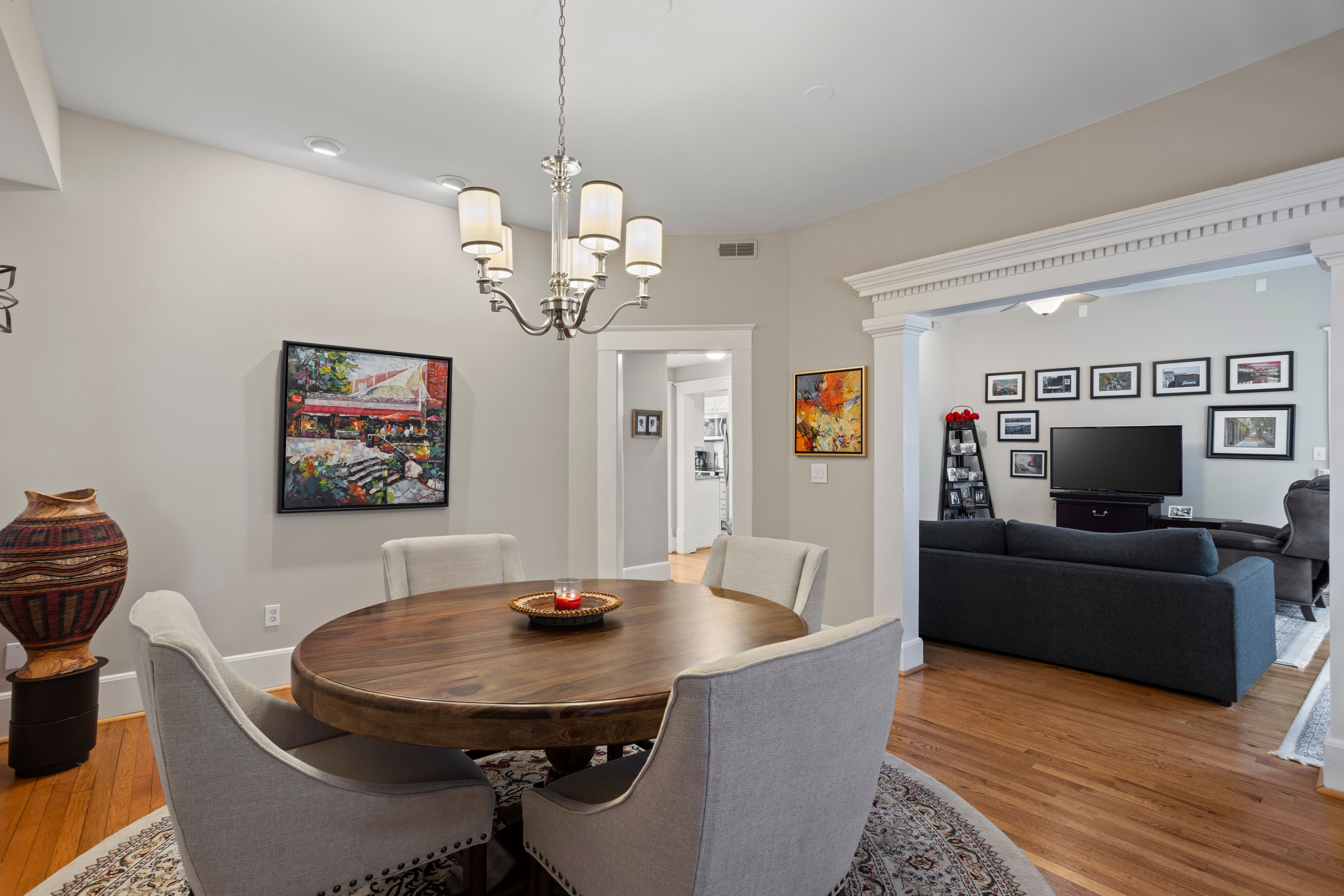 400 East Washington Street Unit 3