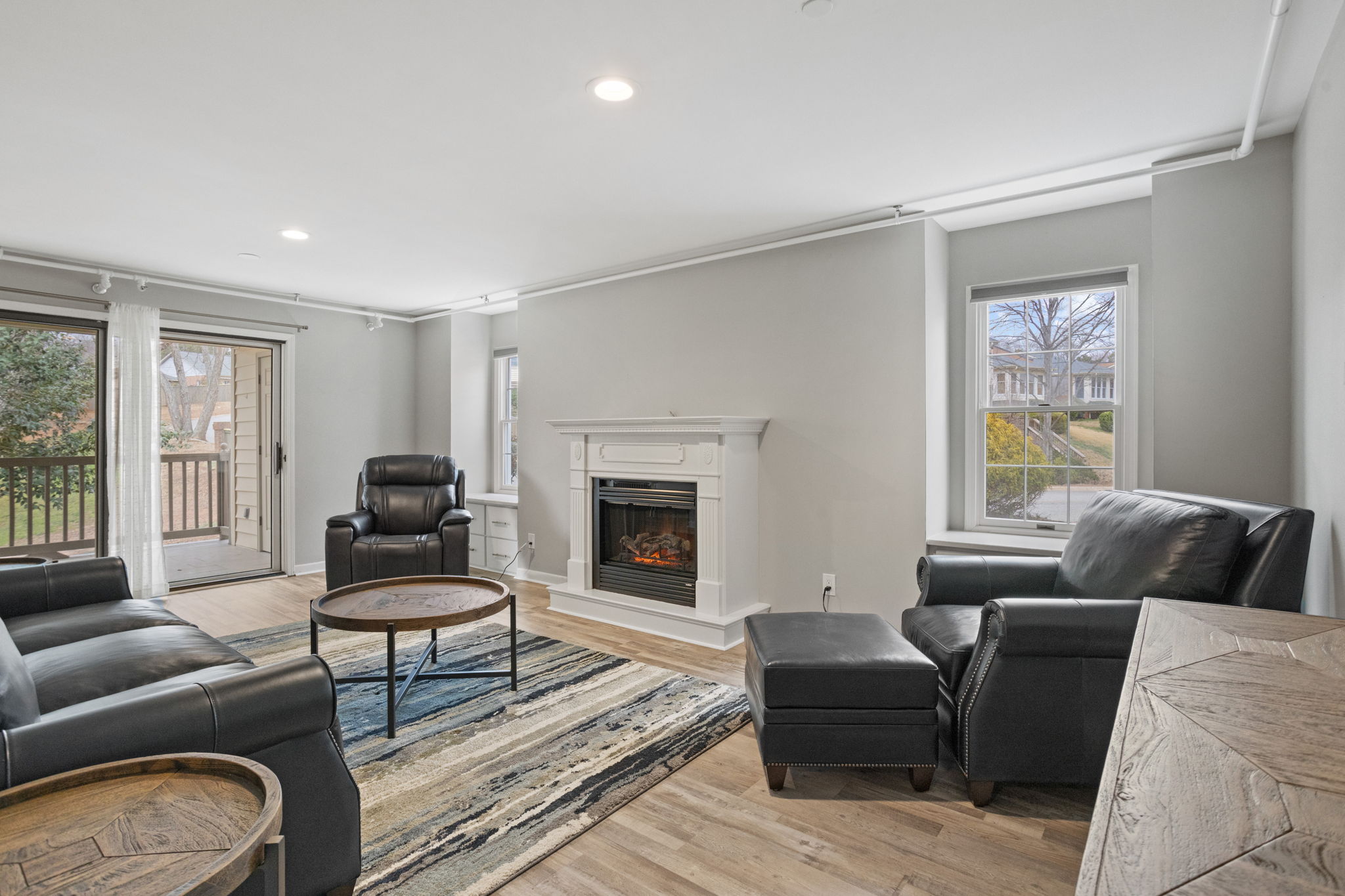 108 Swansgate Place 