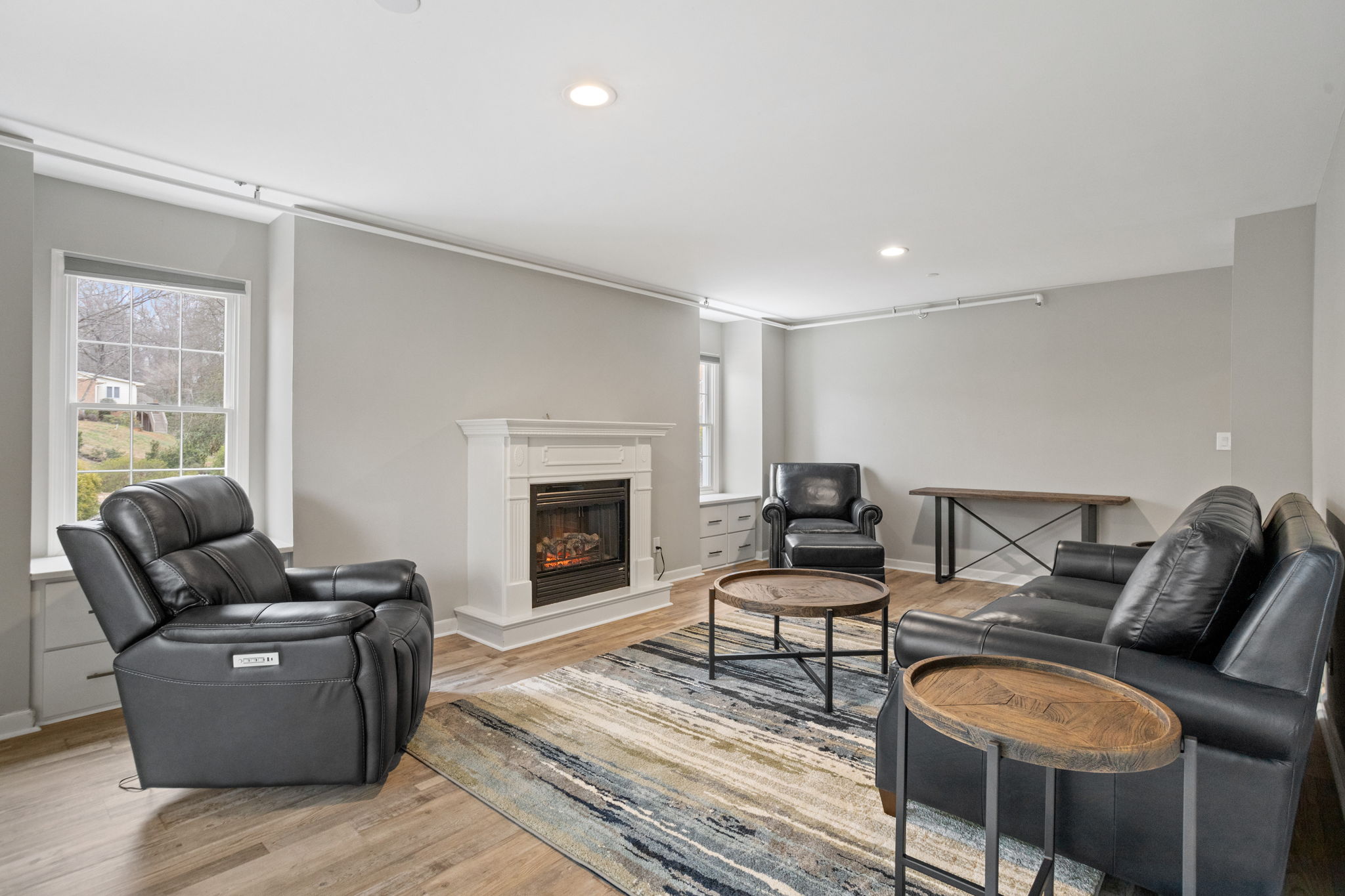 108 Swansgate Place 