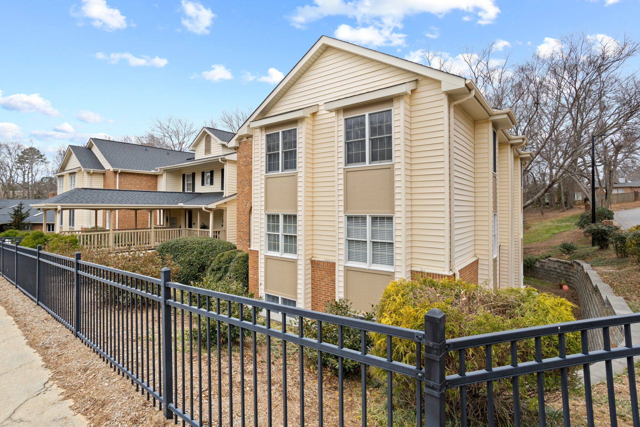 108 Swansgate Place 