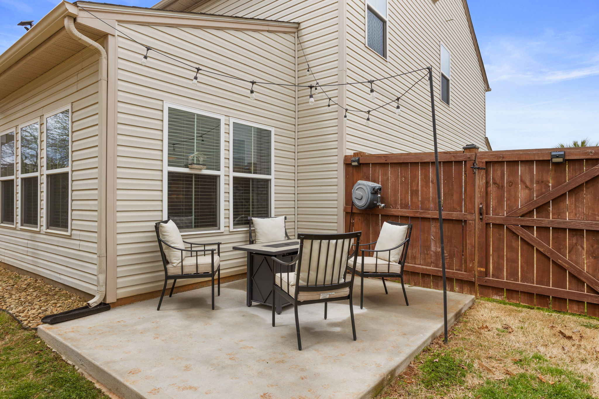 206 Shale Court 