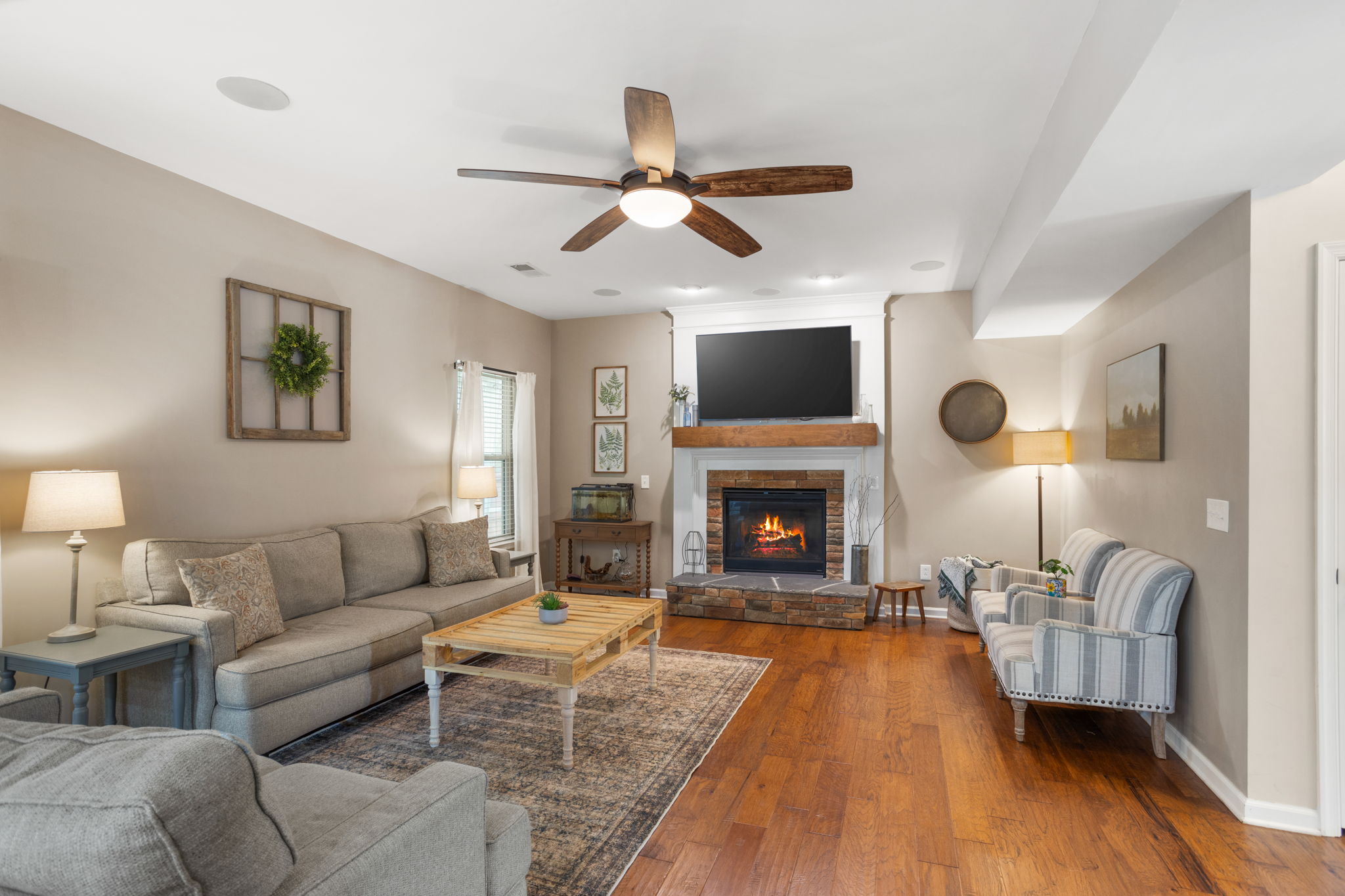 206 Shale Court 